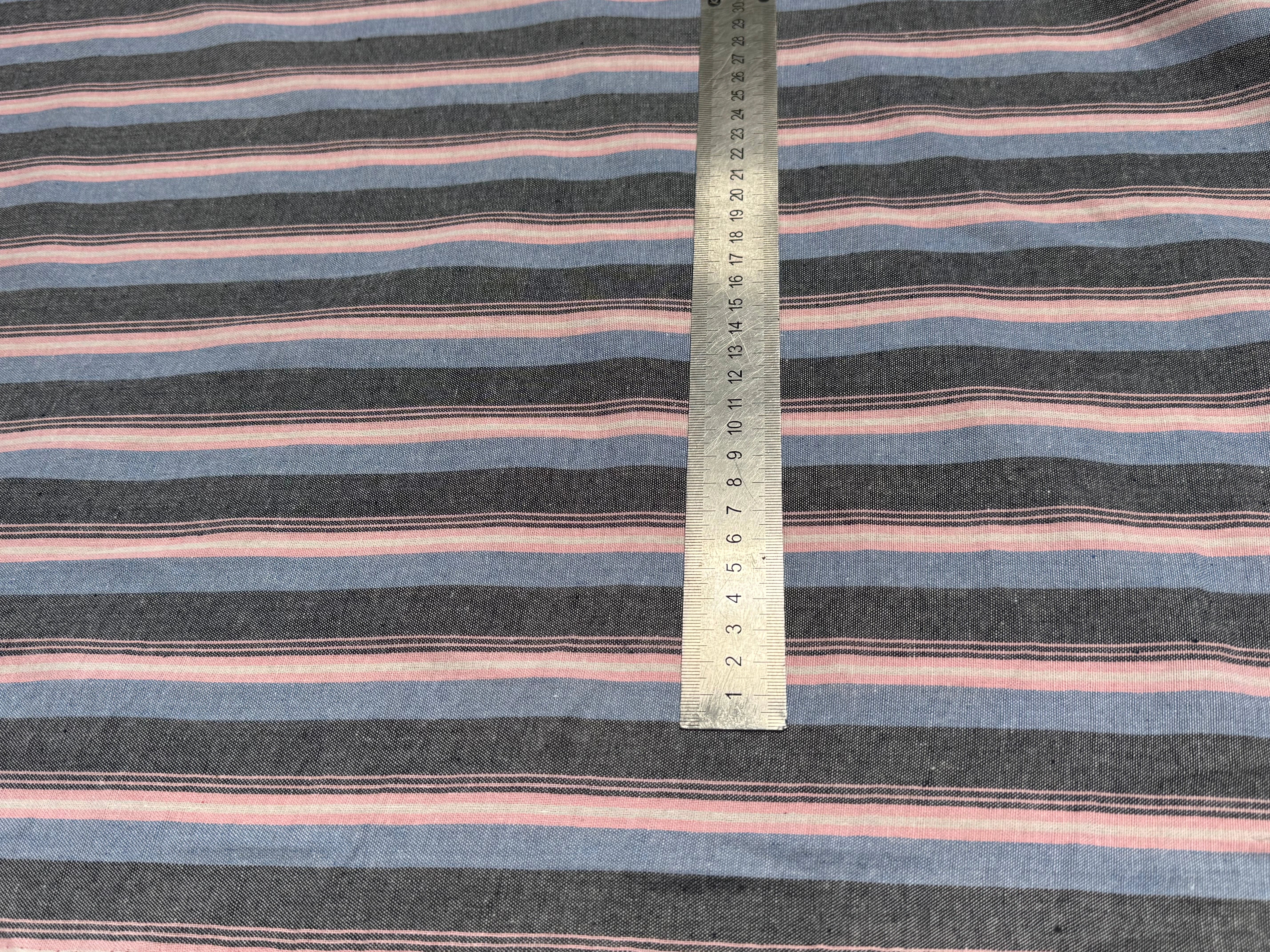 LIN VISCOSE RAYURES BLEUES ROSE ASPECT OXFORD - My Little Coupon