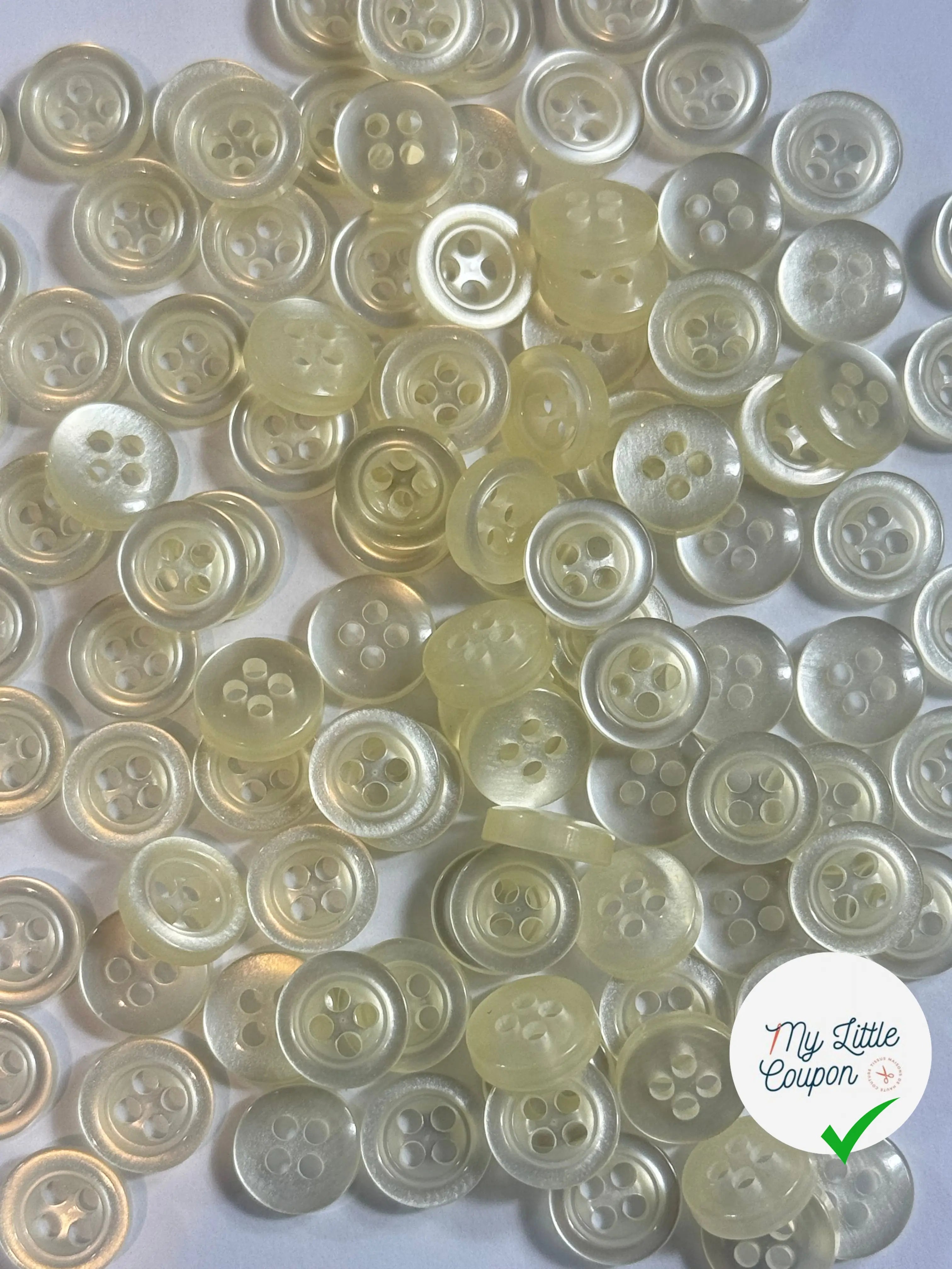 LOT DE 5 BOUTONS A 4 TROUS BLANC NACRE 10MM - My Little Coupon