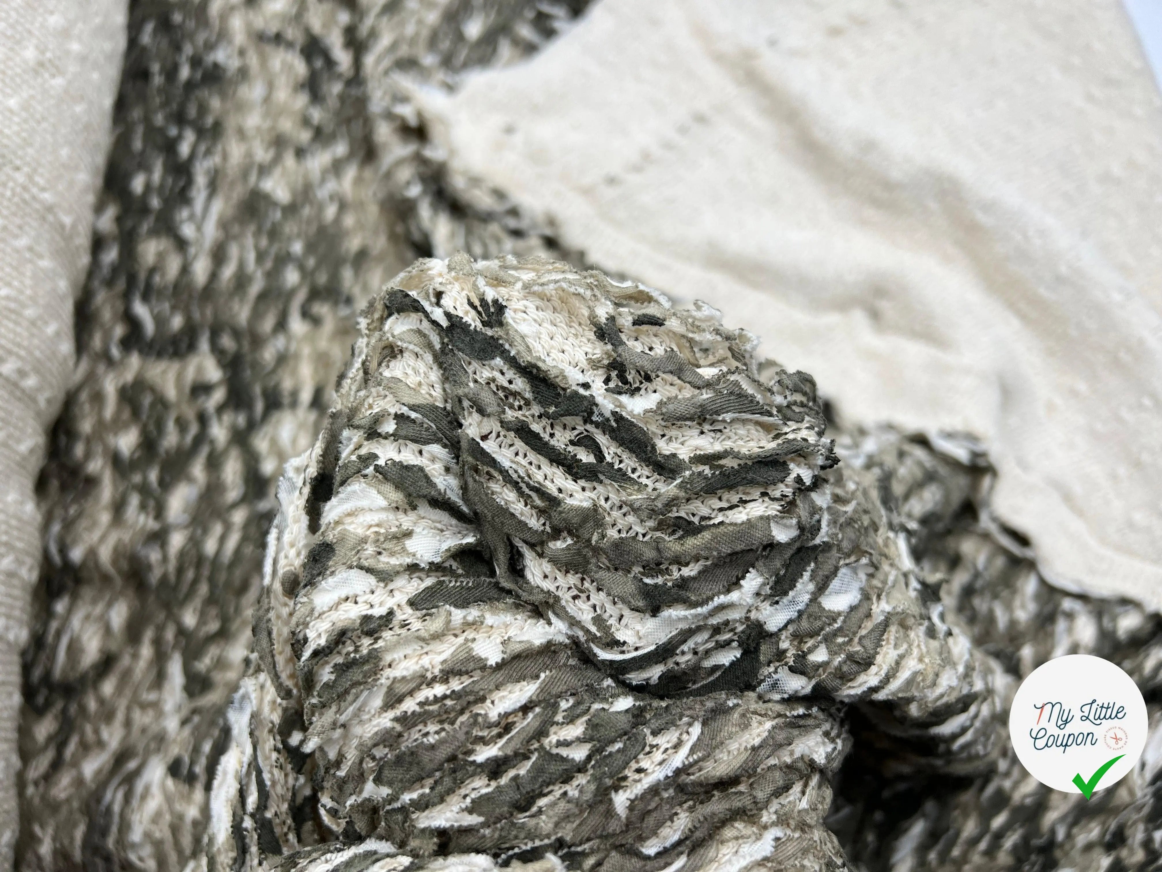 MAILLE COTON LOURDE CAMOUFLAGE GHILLIE GHILLIE CHIC - coupon de 2 mètres 90 - My Little Coupon - tissu - coudre