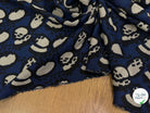 MAILLE JACQUARD ESPRIT MILANO MOTIF ABSTRAIT ÉCRU FOND BLEU MARINE - My Little Coupon