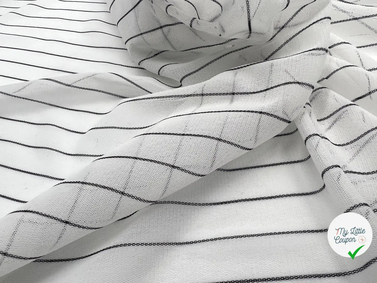 MAILLE LÉGÈRE STRETCH RAYURES FINES NOIRES - My Little Coupon - tissu - coudre