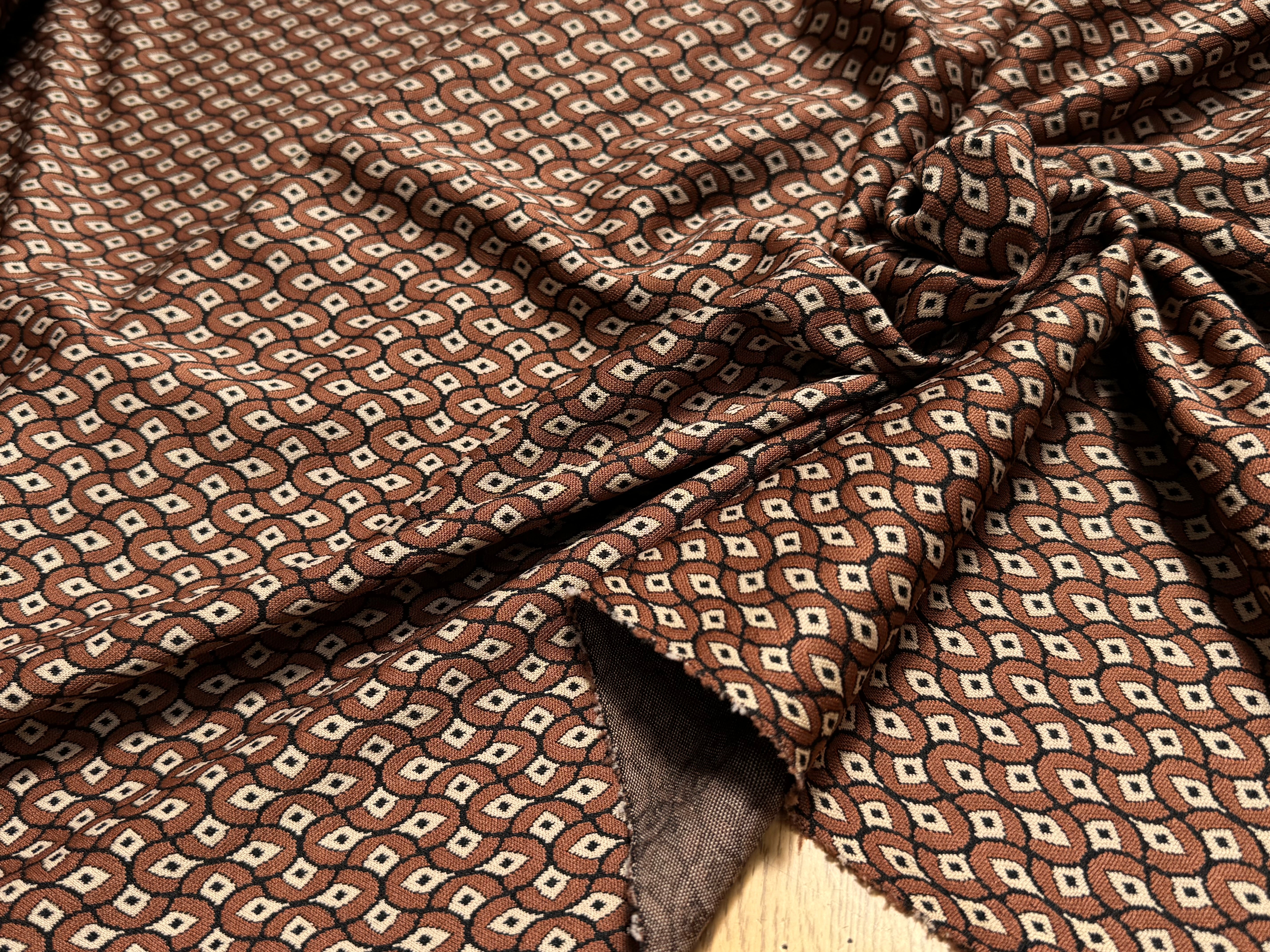 MAILLE LOURDE MOTIFS GÉOMETRIQUES CHOCO MARRON - My Little Coupon