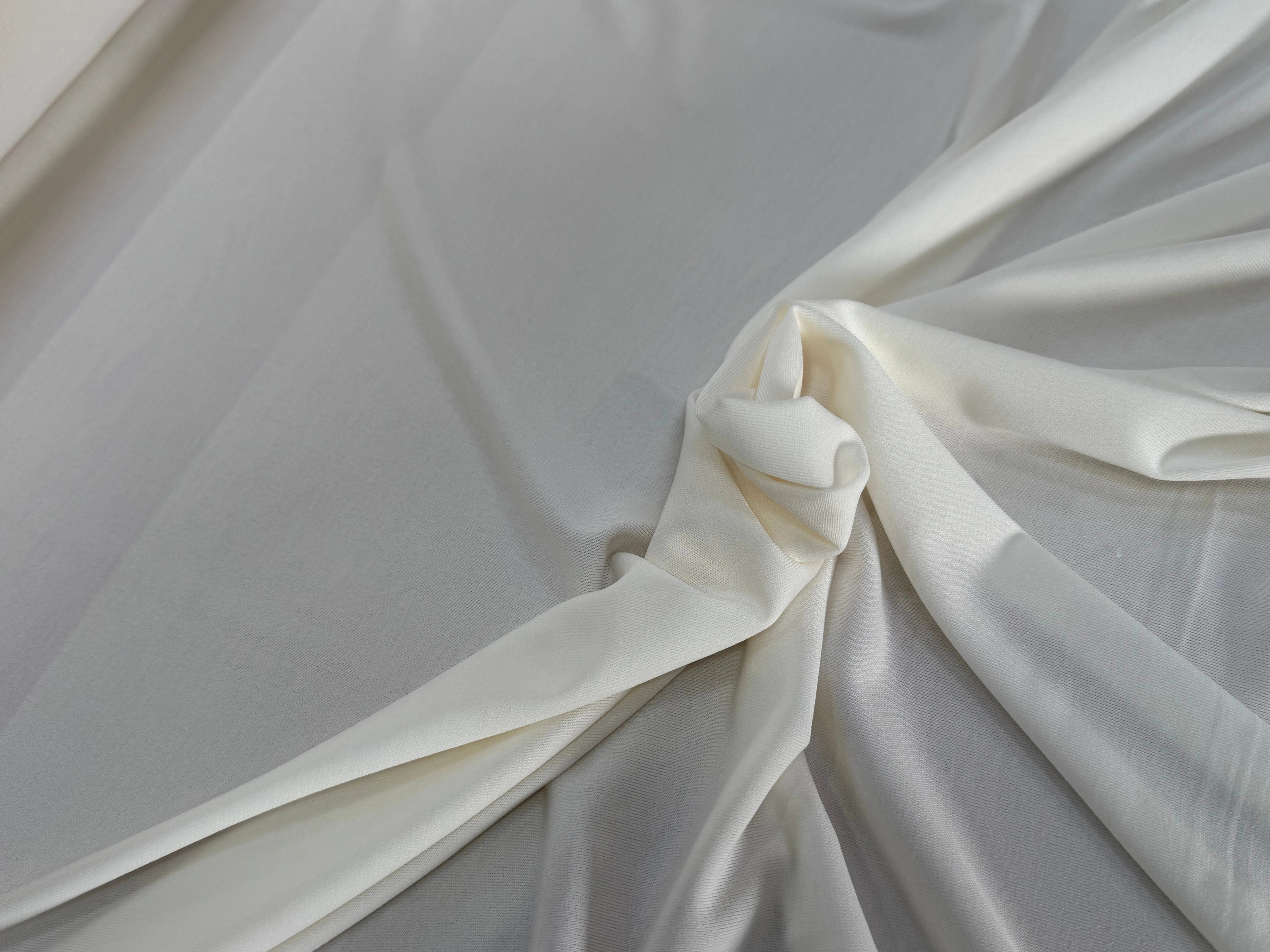 MAILLE STRETCH ET FROIDE BLANC CASSÉ ULTRA CHIC - My Little Coupon
