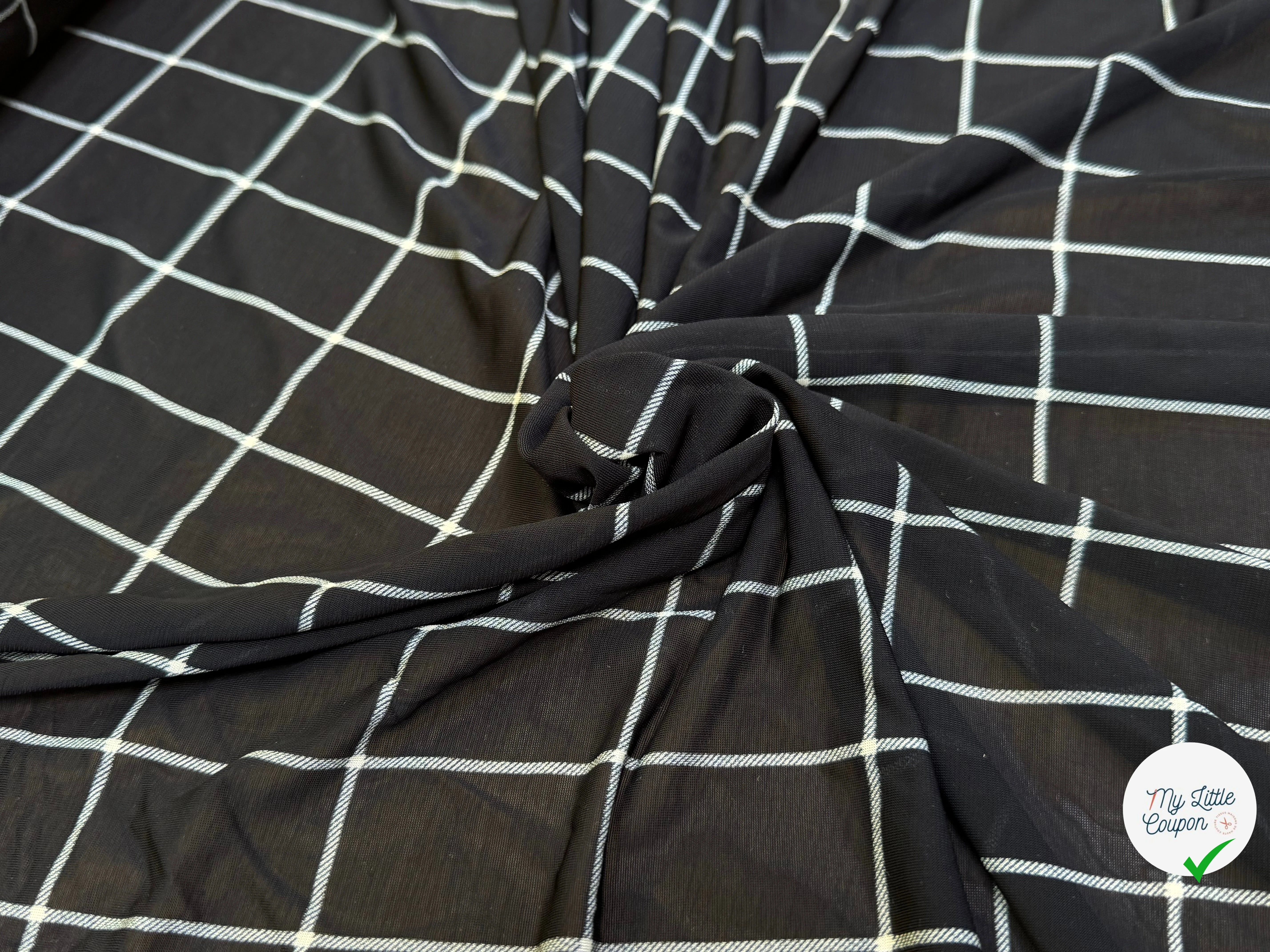 MAILLE VISCOSE FINE ET FLUIDE NOIR À CARREAUX - My Little Coupon