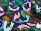 MAILLE VISCOSE STRETCH IMPRIMÉ ALPHABET MULTICOLORE - My Little Coupon