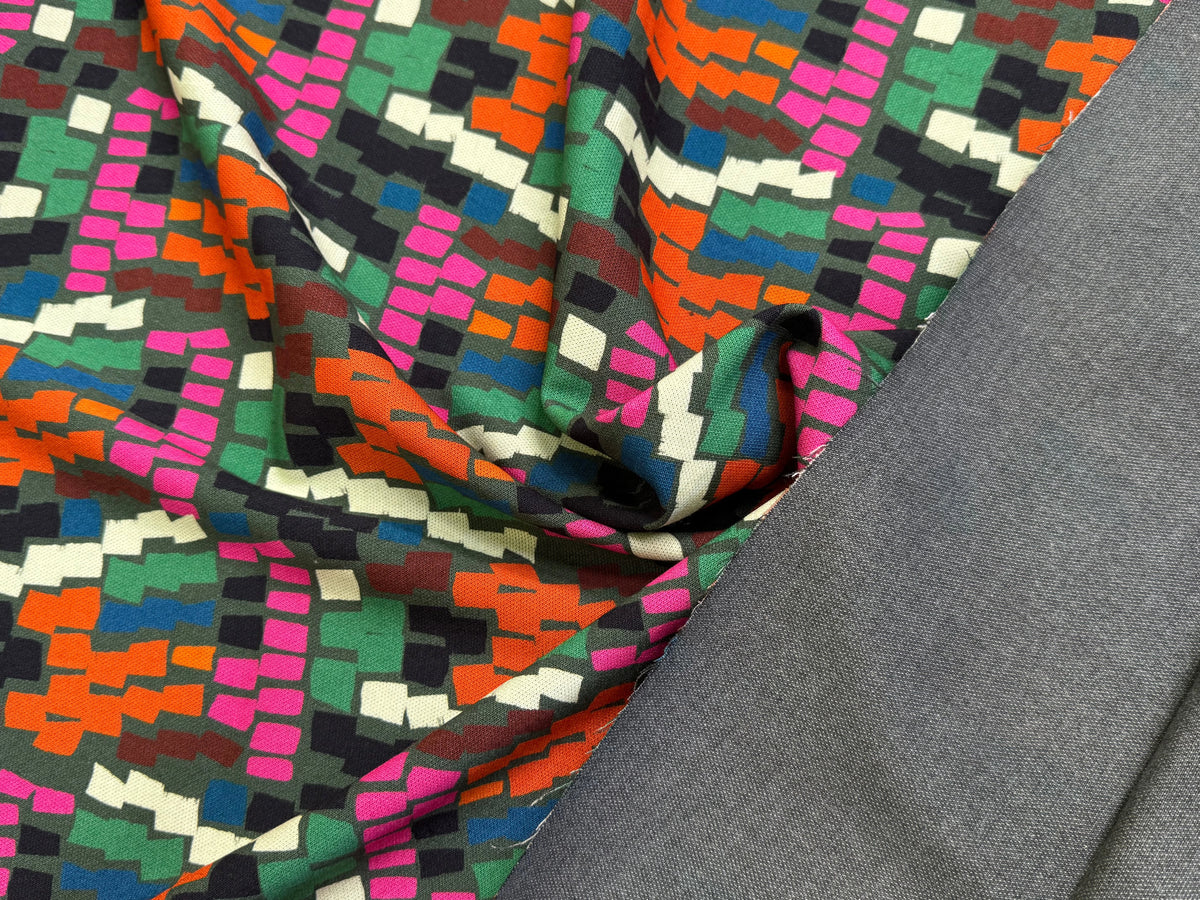 MAILLE VISCOSE STRETCH IMPRIMÉ MOSAÏQUE PIXEL MULTICOLORE MISTERY VEH VERT - My Little Coupon