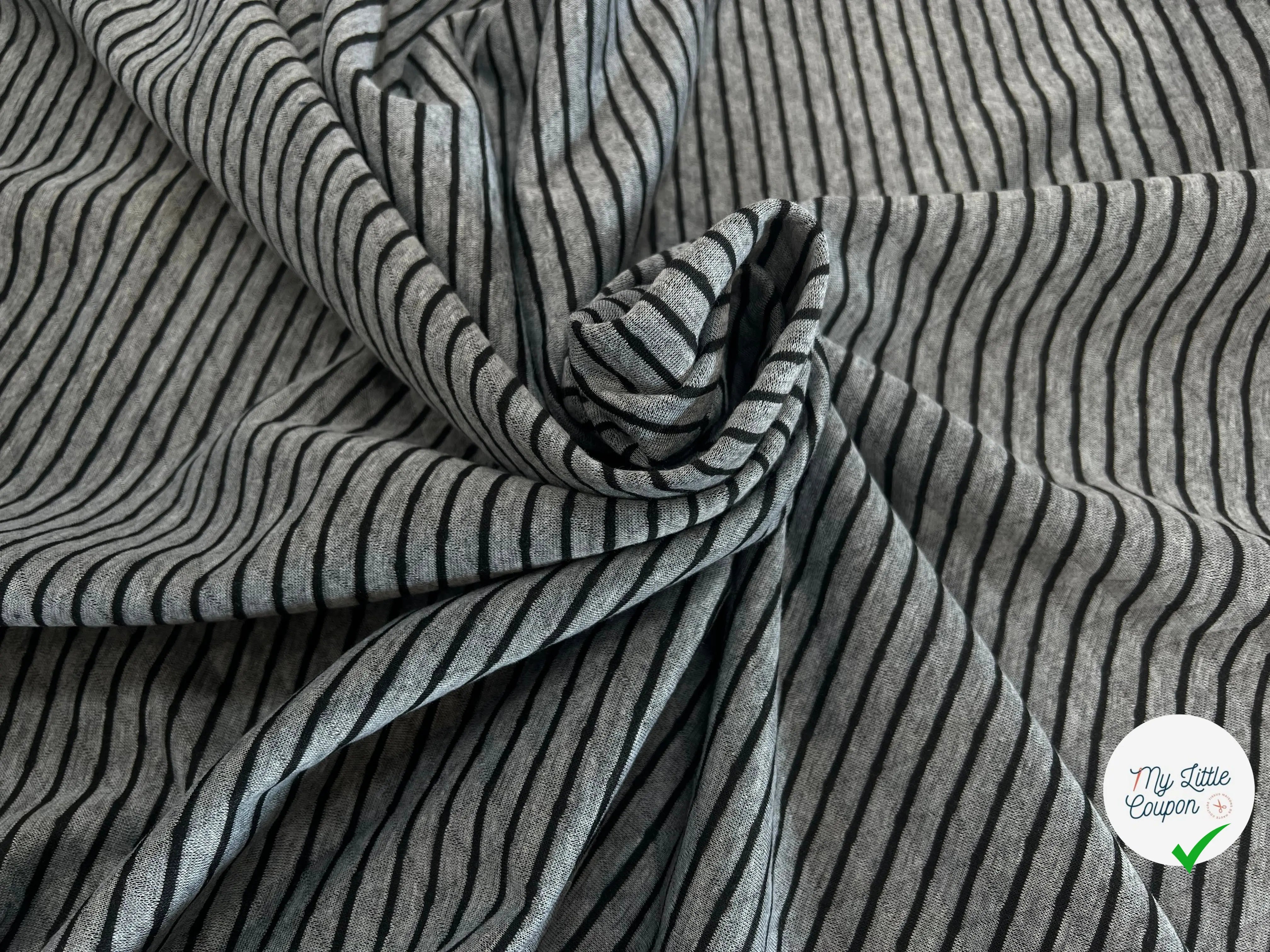 MOLLETON GRIS RAYURES NOIRES - My Little Coupon