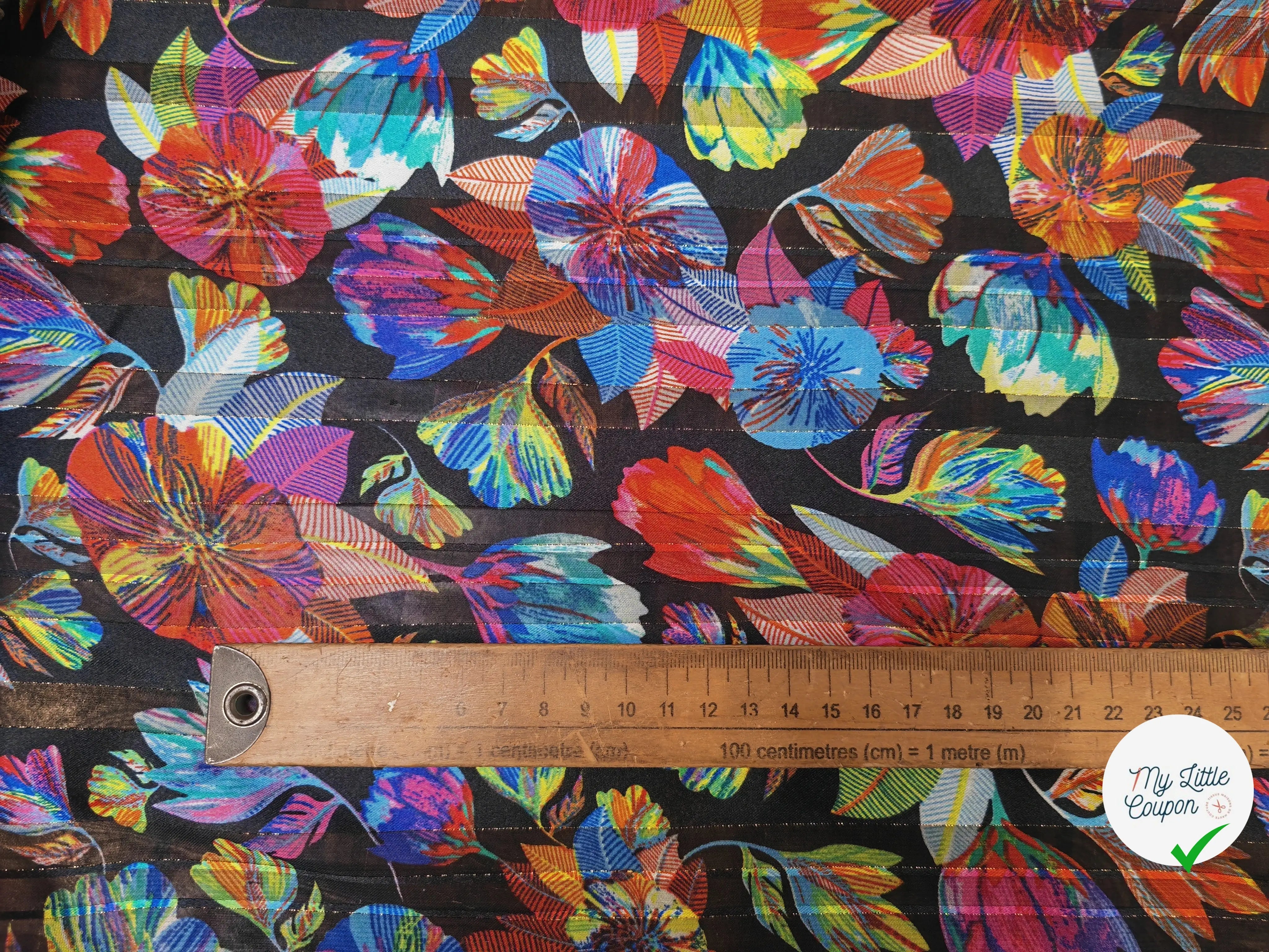 MOUSSELINE FLEURS TRÈS COLORÉ FOND NOIR - My Little Coupon