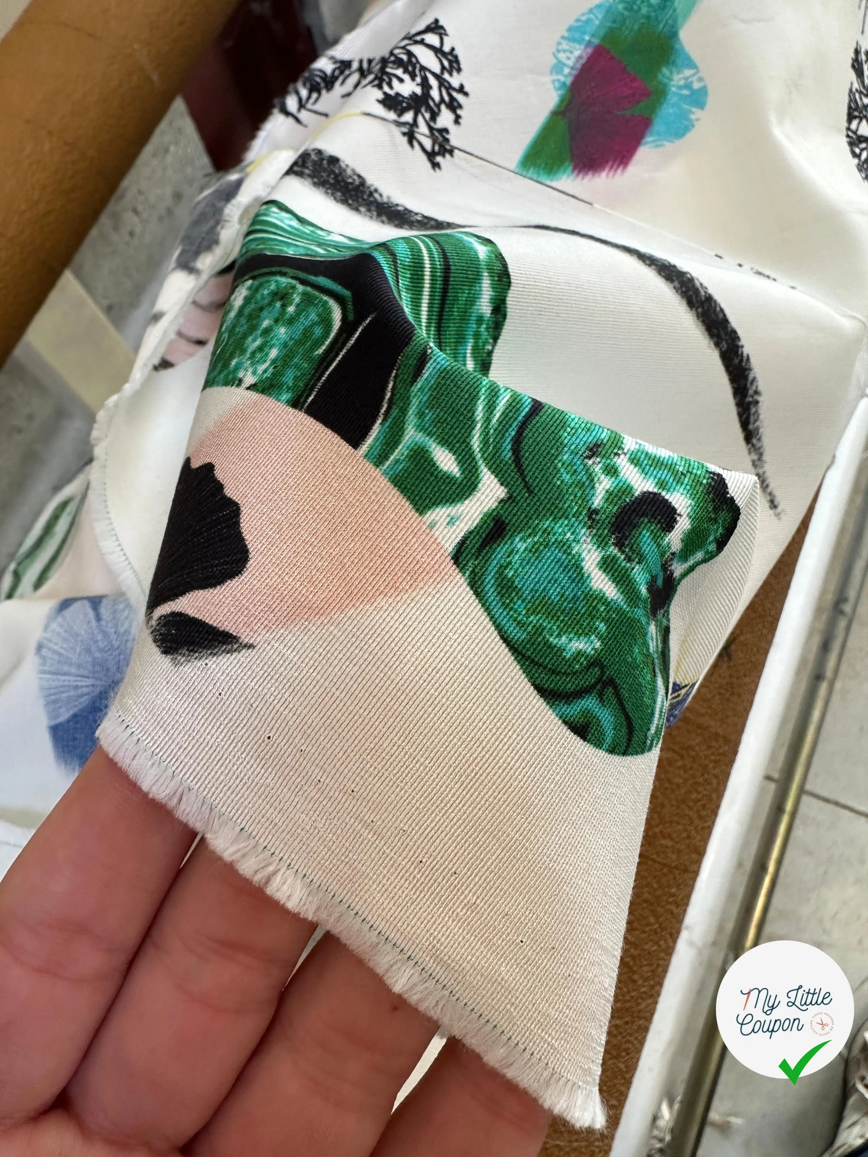 OTTOMAN SOUPLE VISCOSE ALLINEAMENTO DEI PIANETI - My Little Coupon