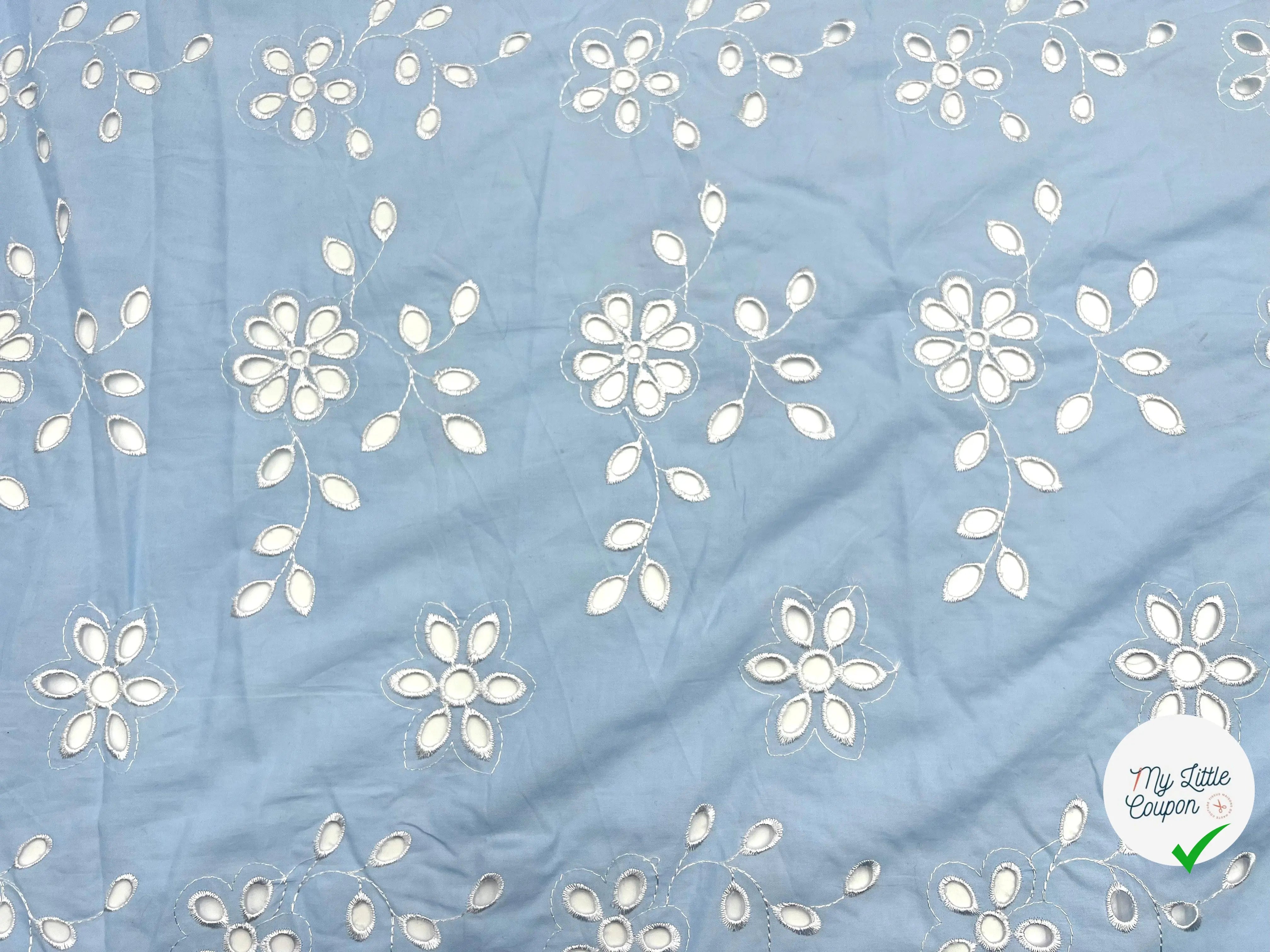 PERCALE BRODÉE MARGUERITE BLEU CIEL - My Little Coupon - tissu - coudre
