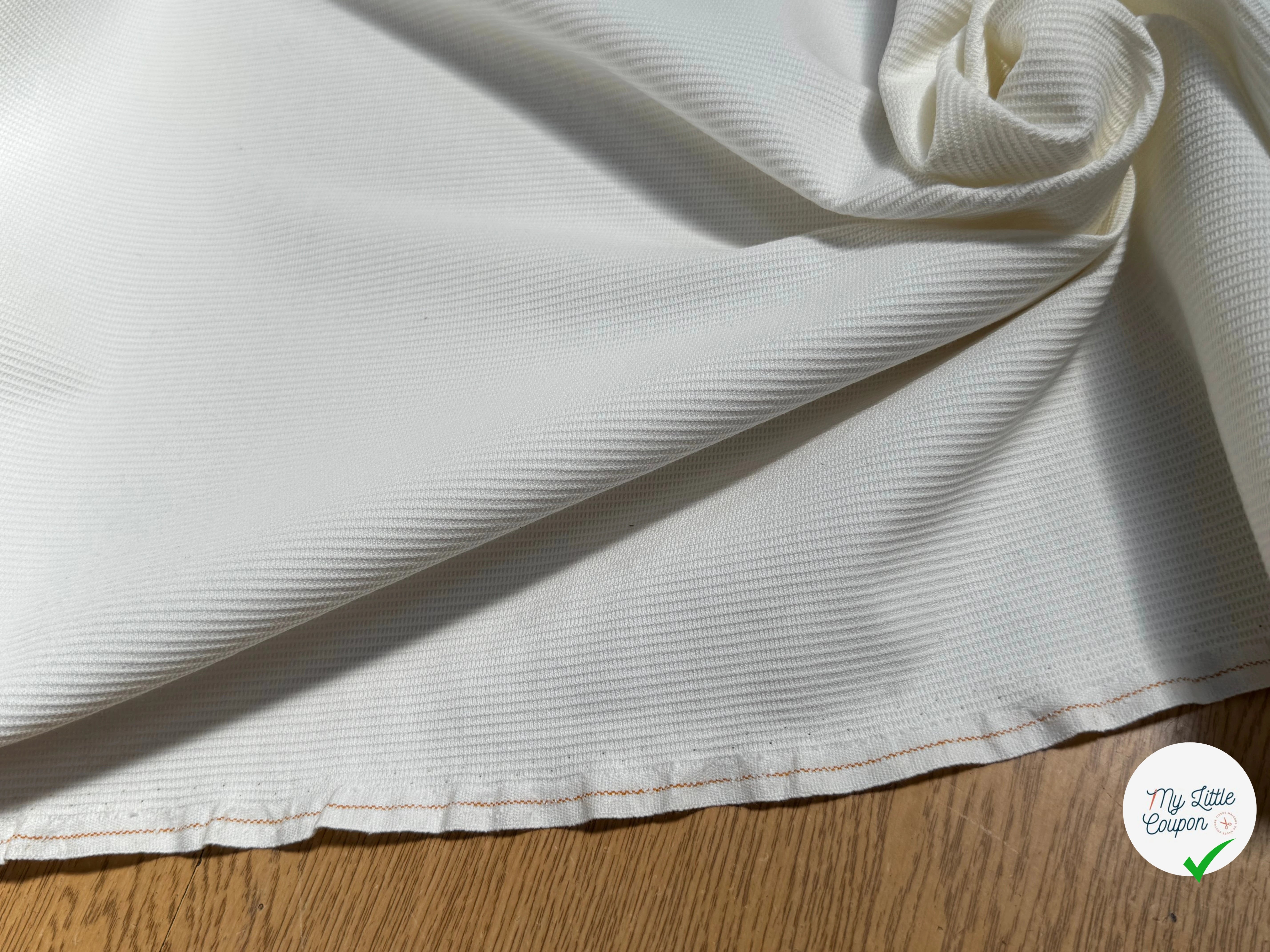 PIQUÉ COTON STRETCH BLANC CASSÉ PARFAITE TENUE - My Little Coupon
