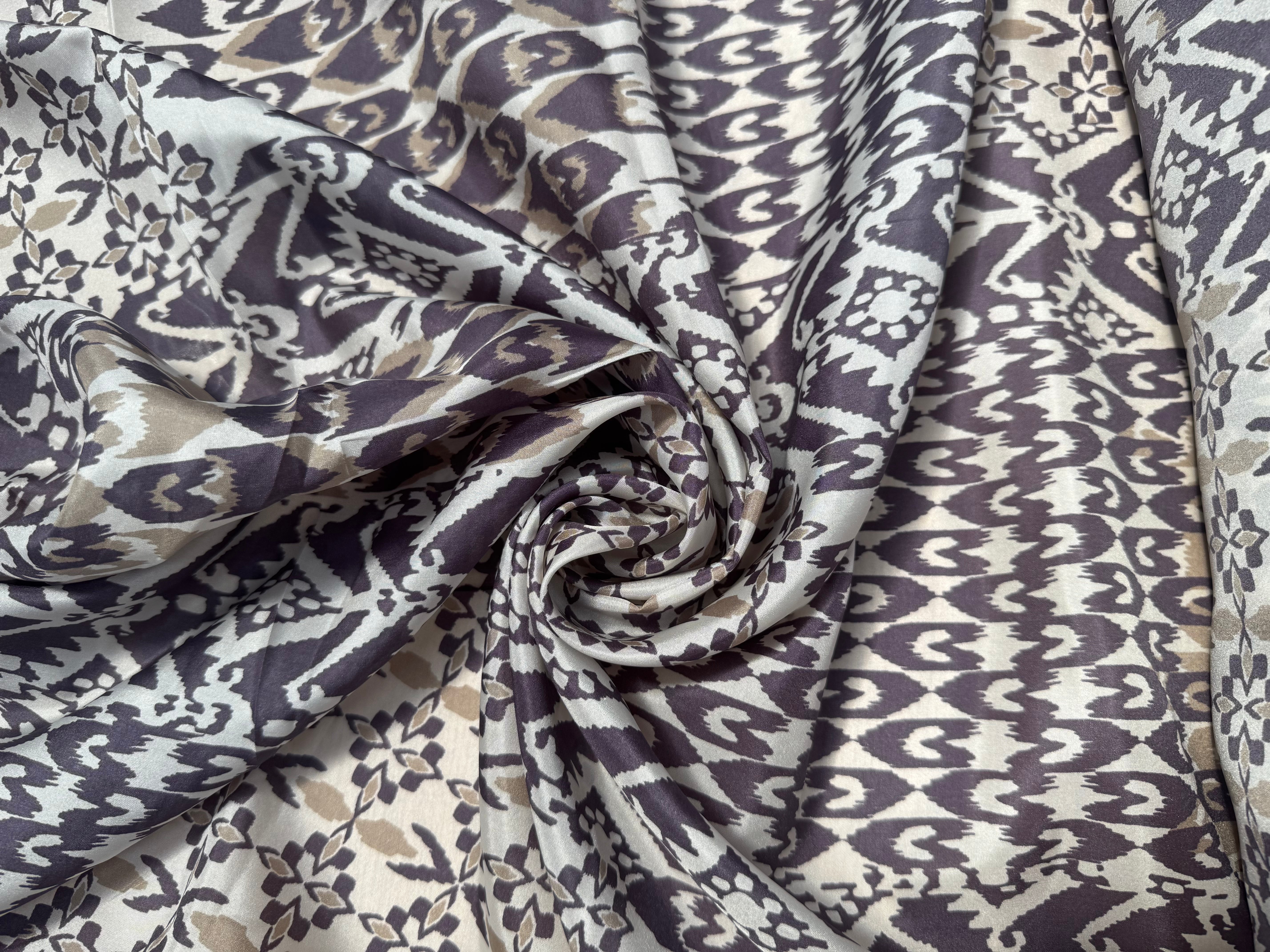 PONGÉ DE SOIE FOND BLANC MOTIFS ABSTRAIT VIOLET - My Little Coupon