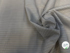 POPELINE DE COTON À RAYURES BLEUES ET GRISES PARALLÈLE À LA LISIÈRE - My Little Coupon