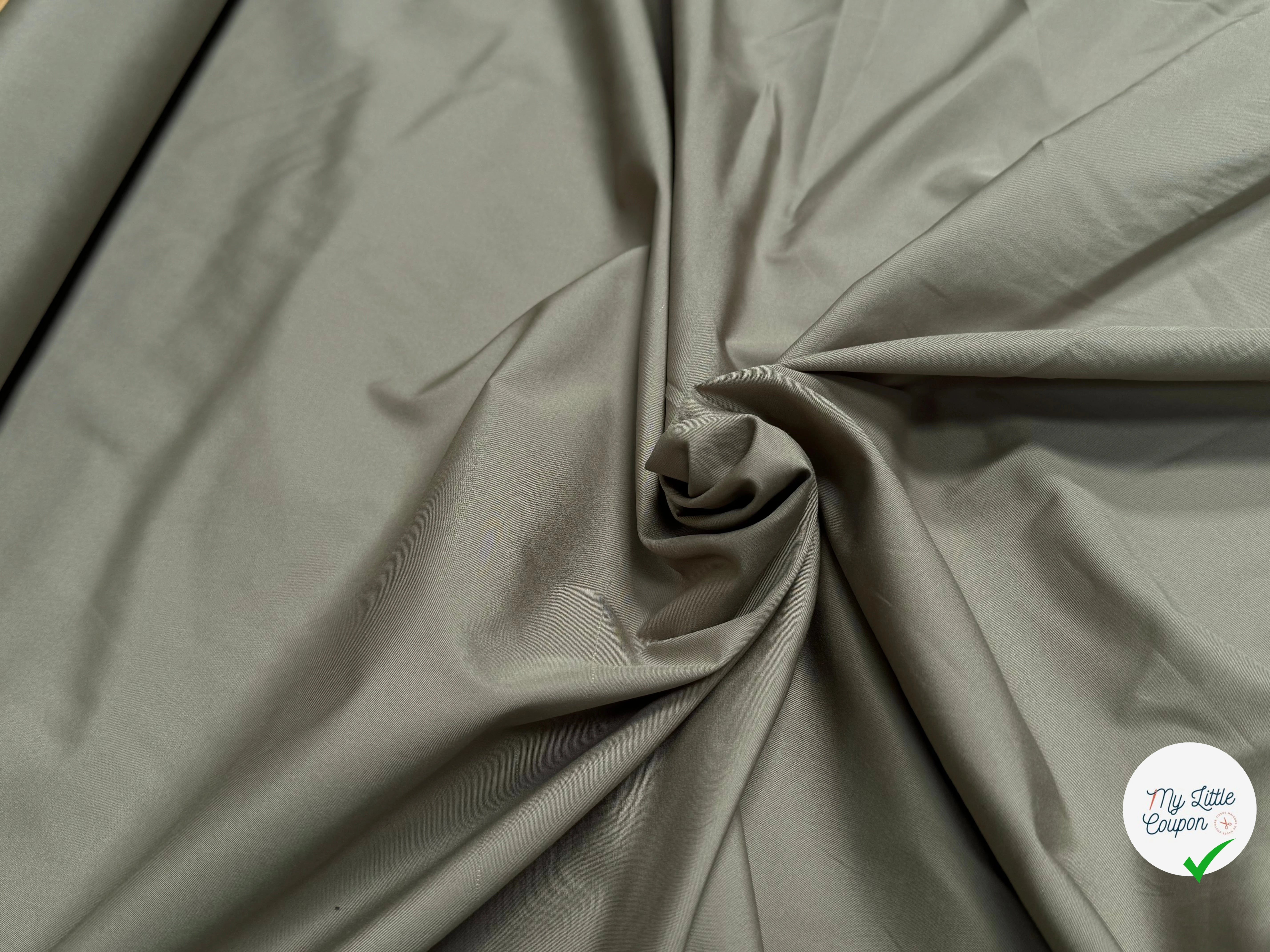 POPELINE DE COTON EFFET CRAQUANT BEIGE OLIVE - My Little Coupon