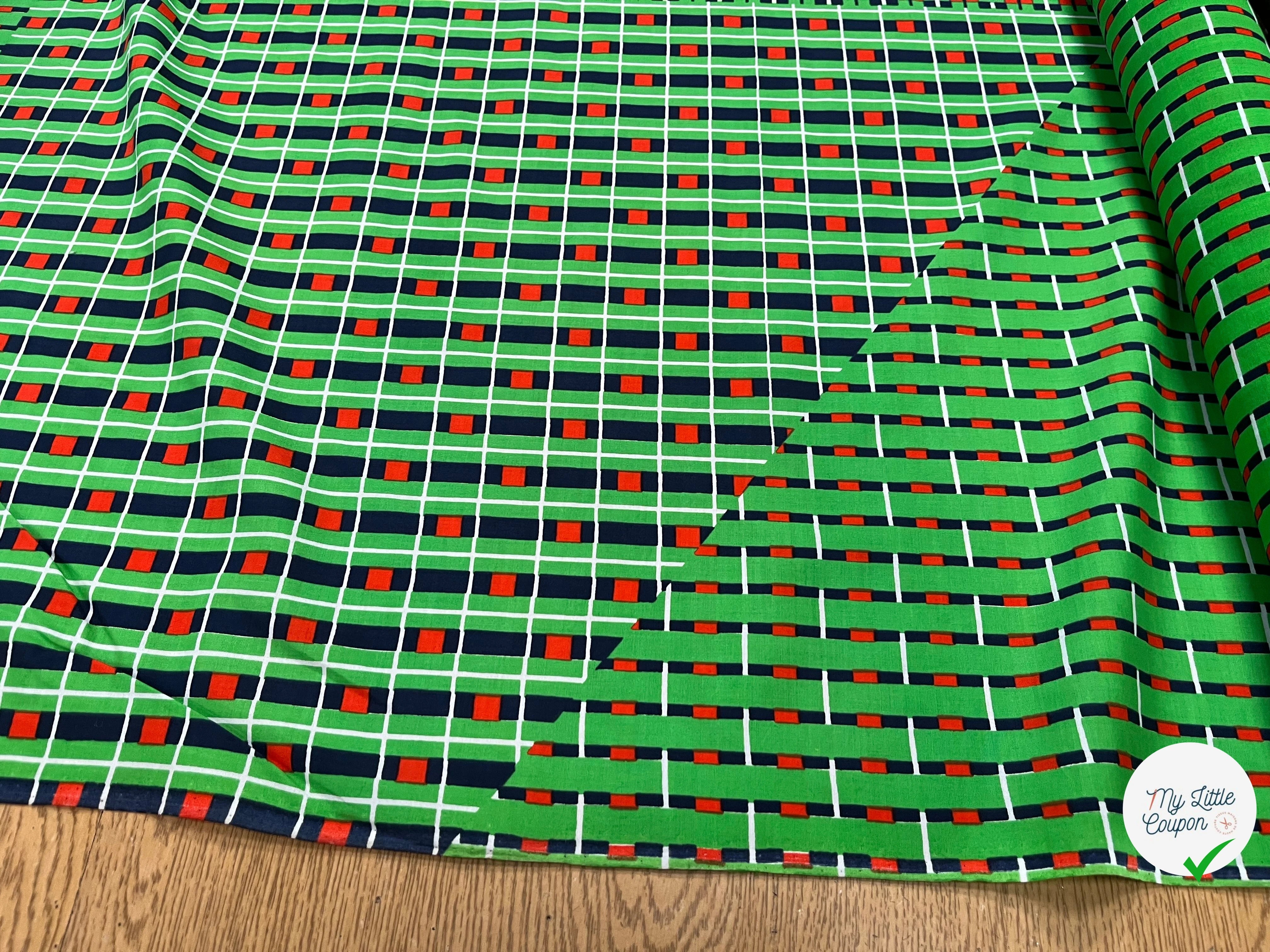 POPELINE DE COTON FOND VERT MOTIF À CARREAUX MARINE ROUGE - My Little Coupon