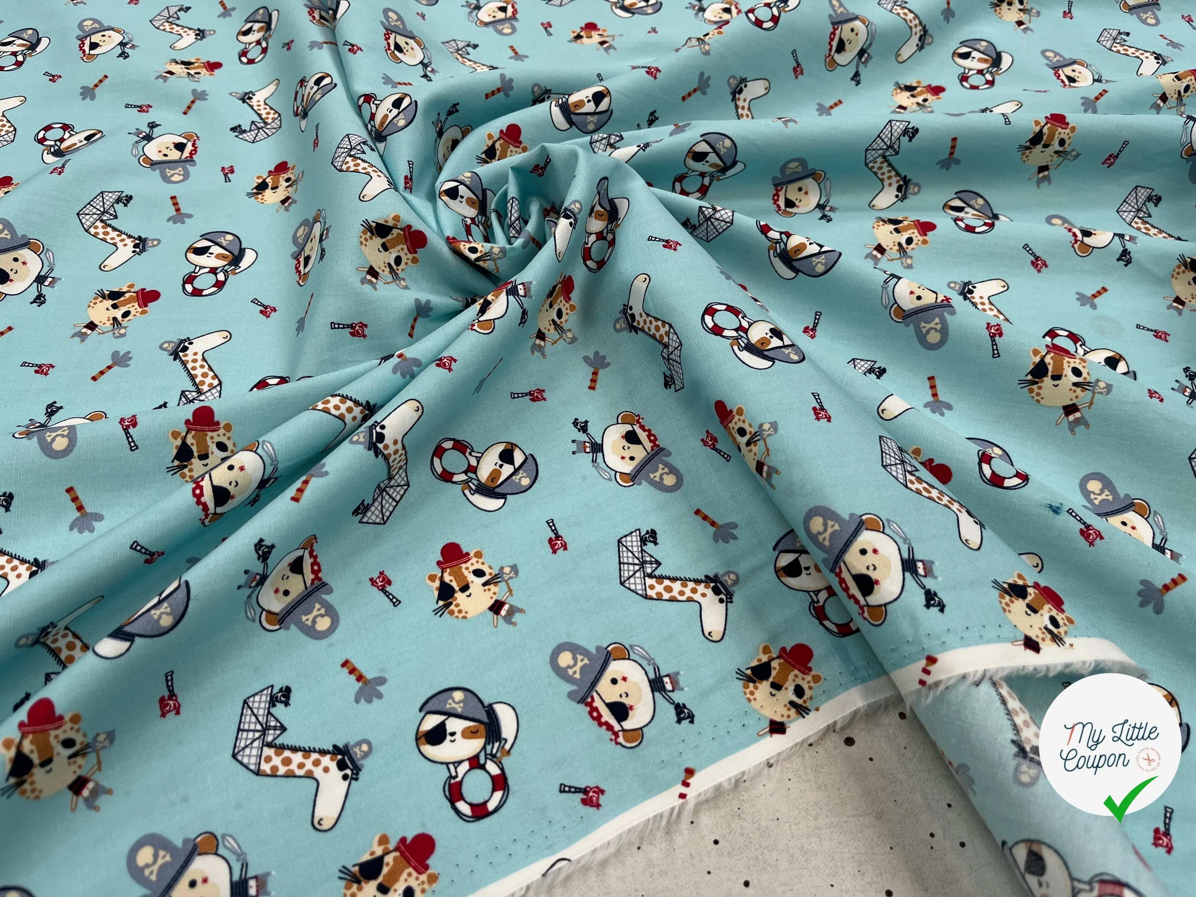 POPELINE DE COTON IMPRIMÉE LITTLE ONES PIRATES KID BLEU CIEL - My Little Coupon