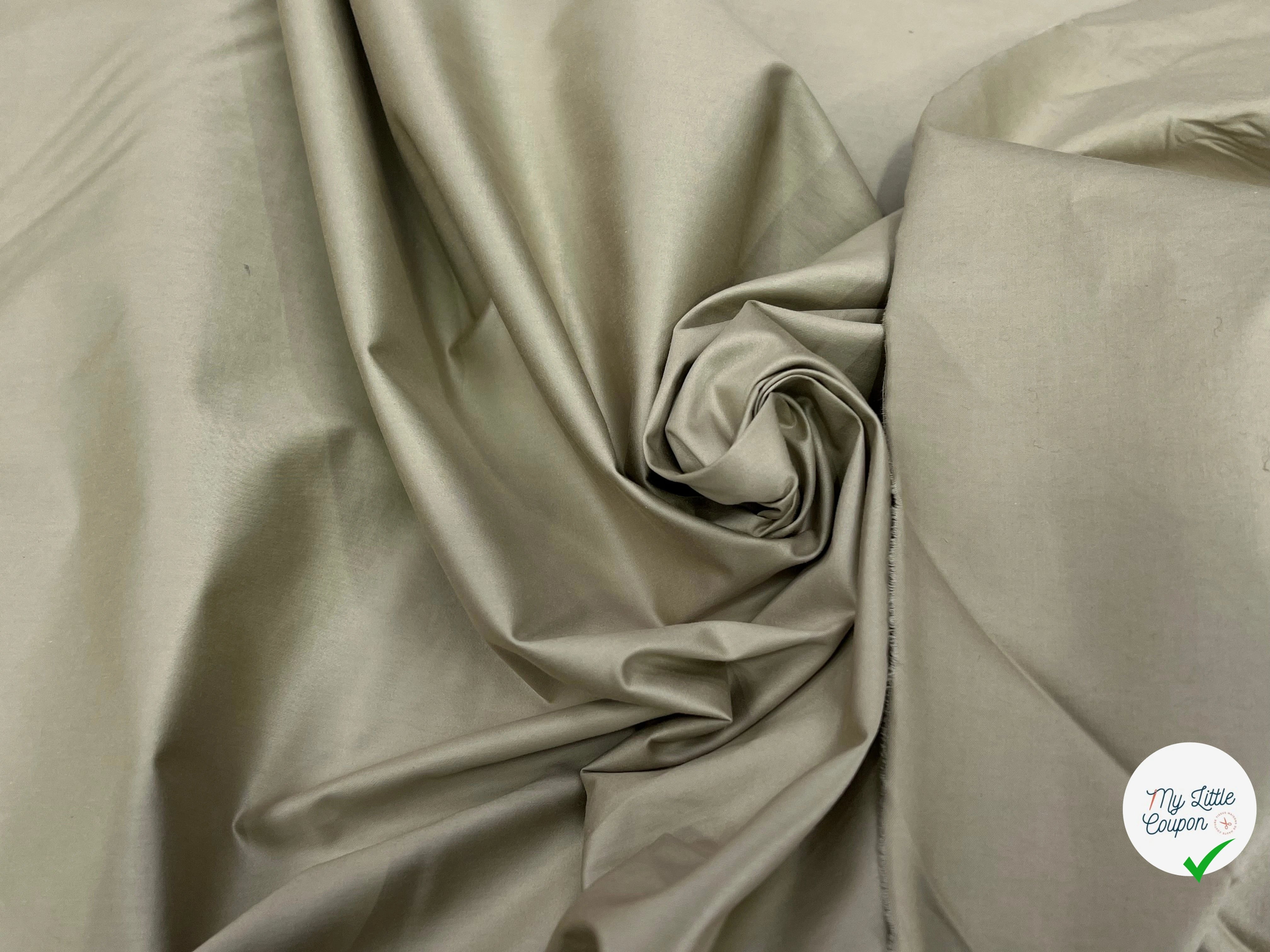 POPELINE DE COTON LISSE LÉGÈREMENT SATINÉ BEIGE CLAIR (SABLE) 140CM - My Little Coupon