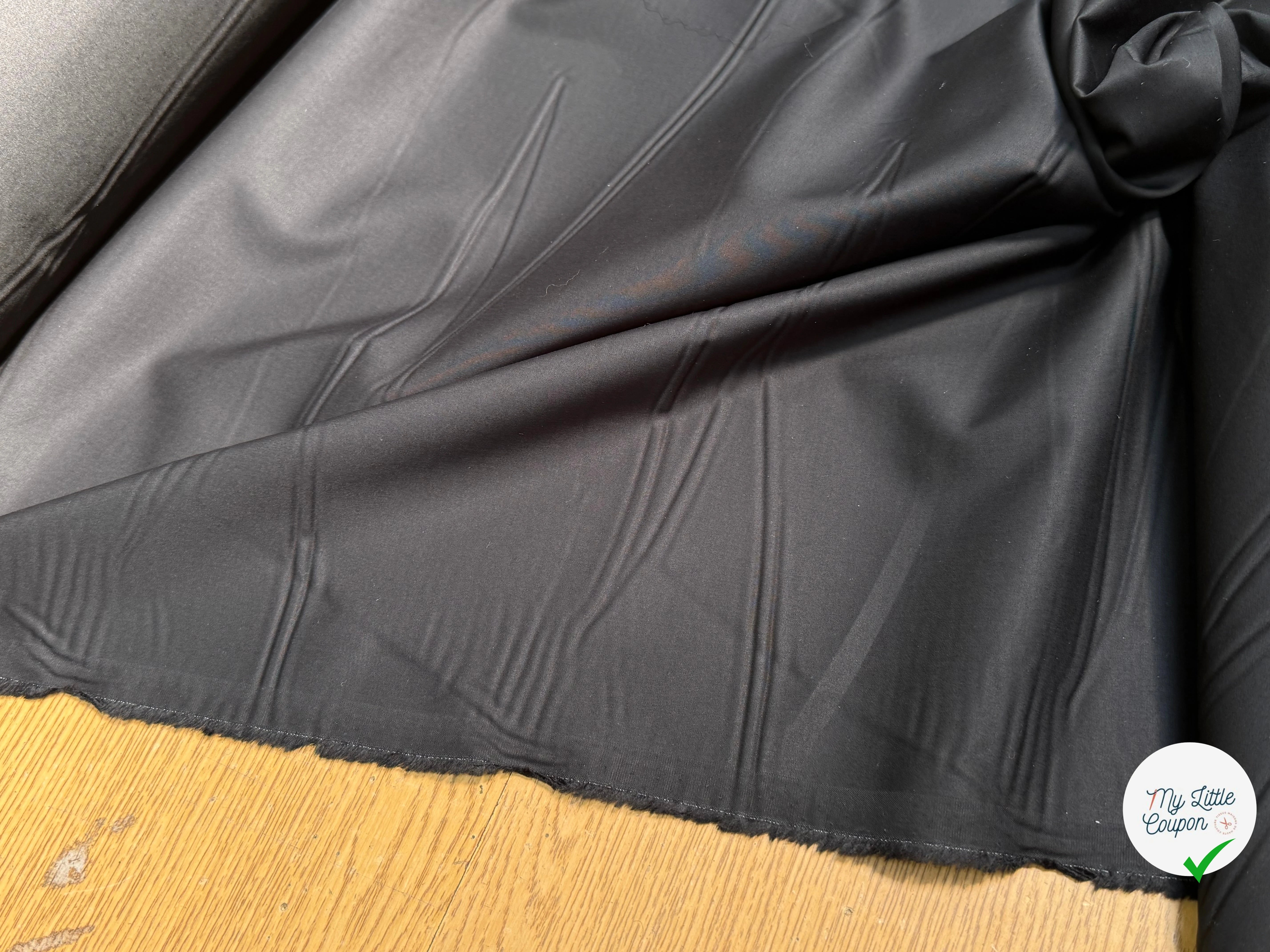 POPELINE DE COTON LISSE QUALITÉ COUTURE NOIR 200 - My Little Coupon