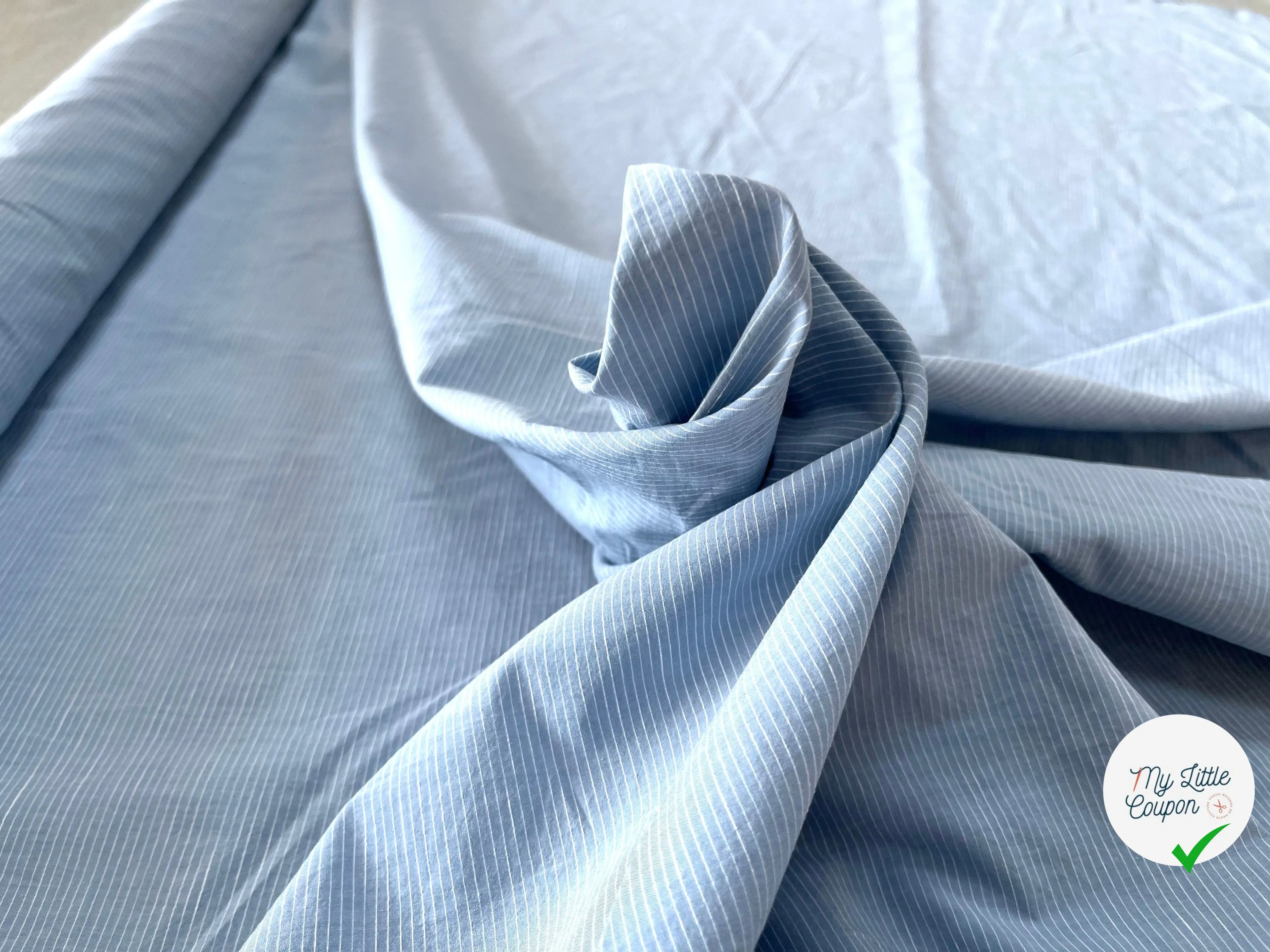 POPELINE DE COTON RAYURES BLANCHES FOND BLEU - My Little Coupon