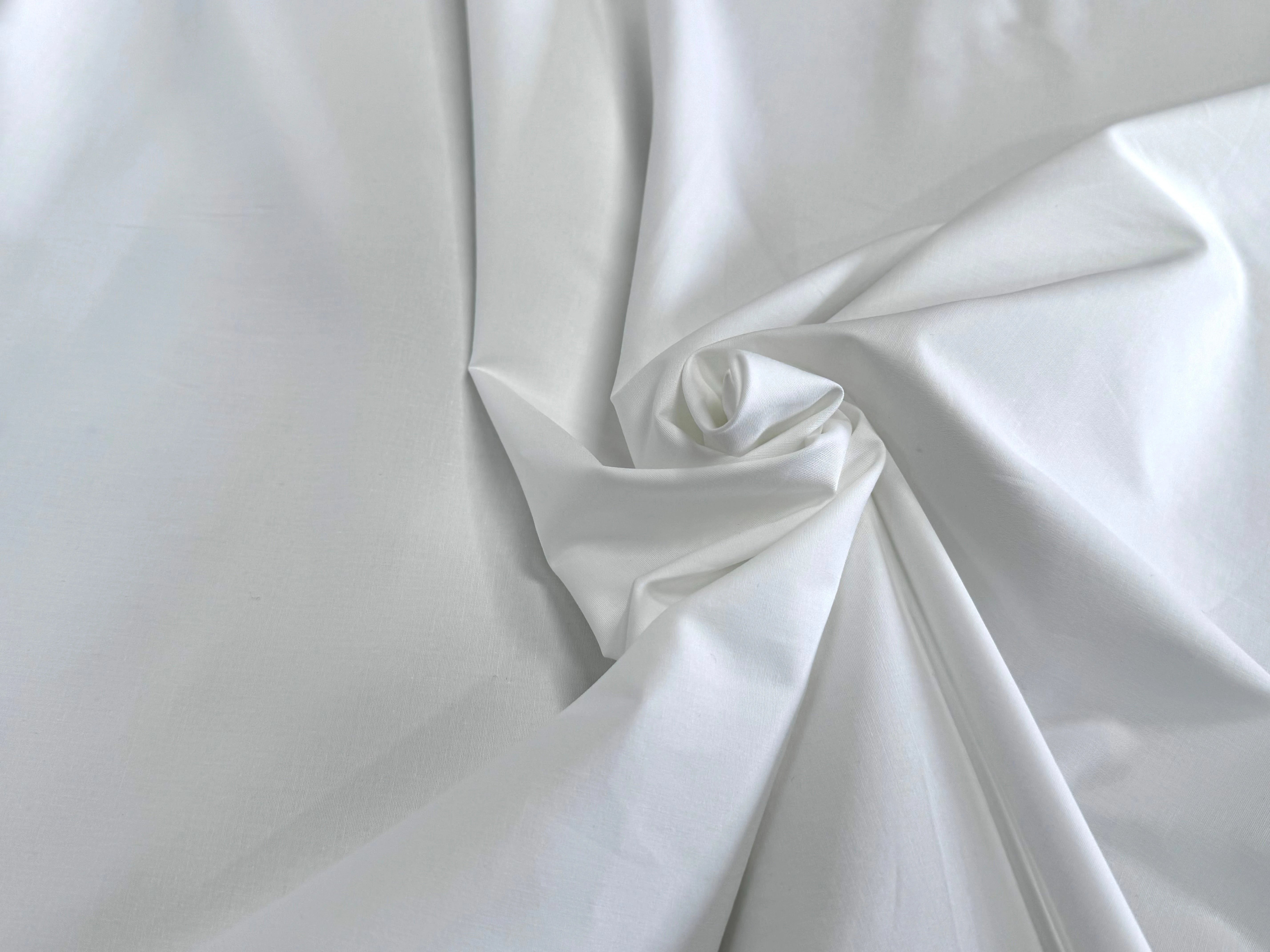 POPELINE DE COTON STRETCH ULTRA CHIC BLANC OPTIQUE - My Little Coupon