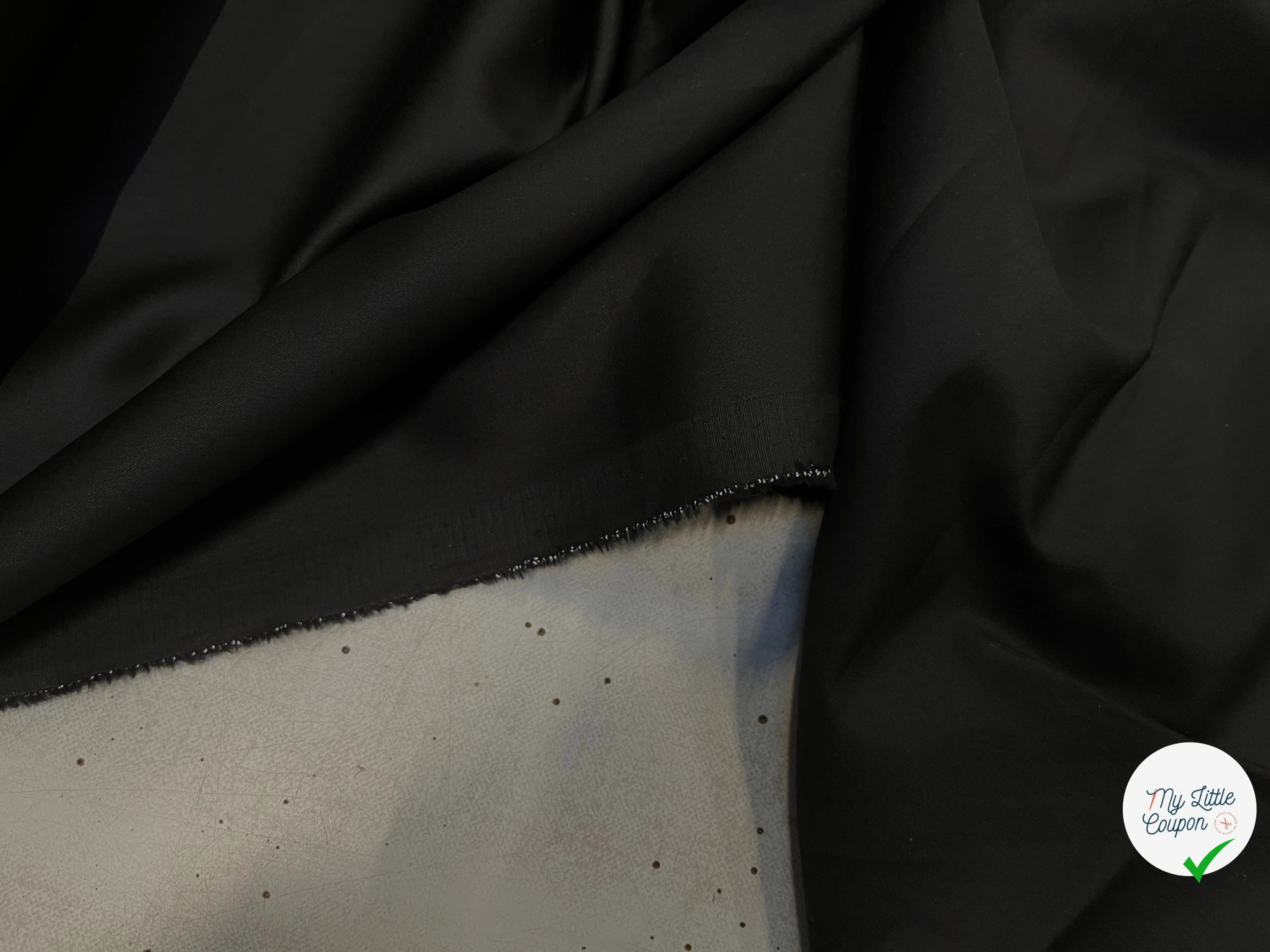 POPELINE DE COTON UNI NOIR FLUIDE SUBLIME 150CM - My Little Coupon