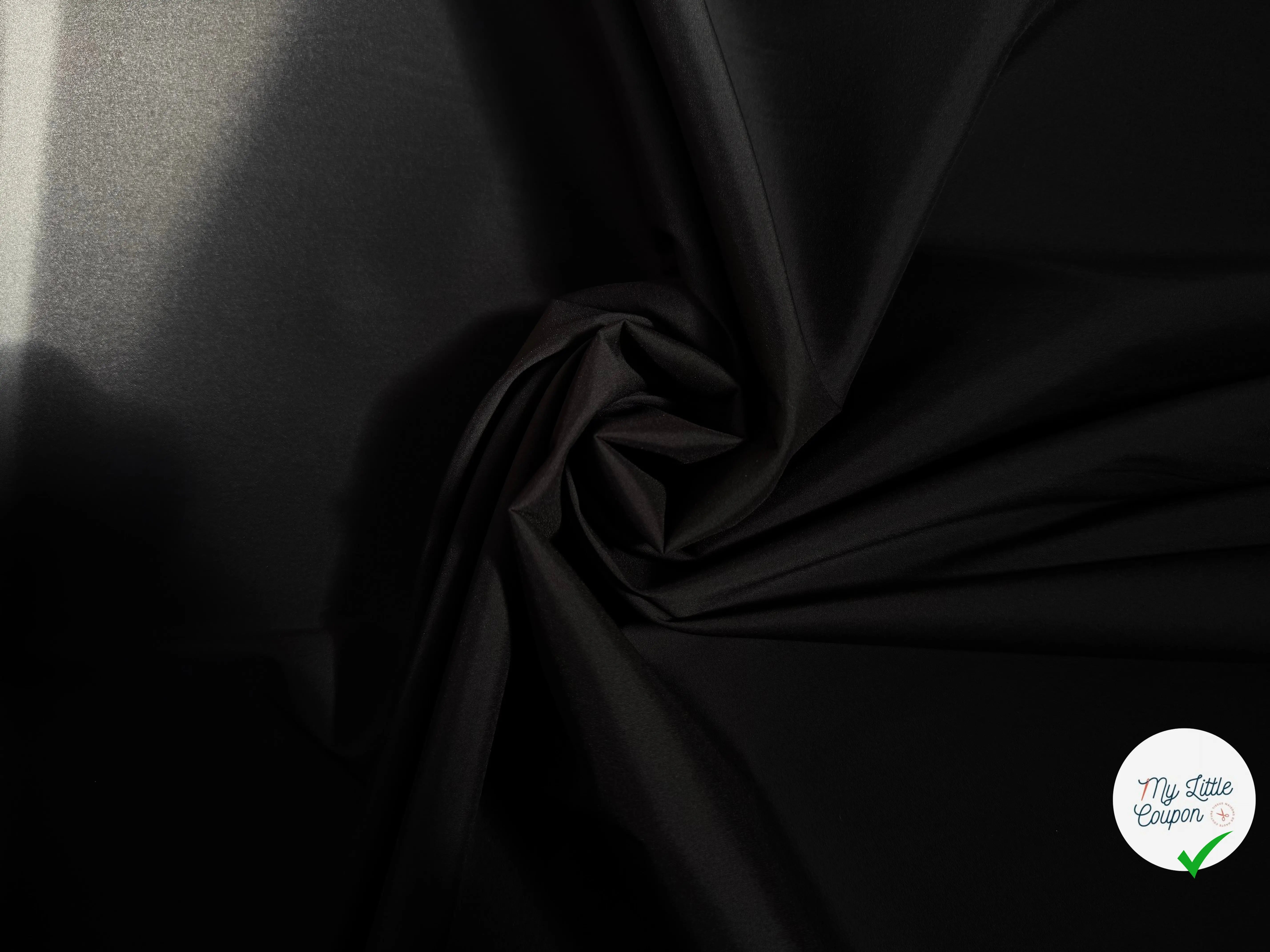 POPELINE DE COTON UNIE NOIR AVEC ELASTHANNE EFFET SATINÉ - My Little Coupon