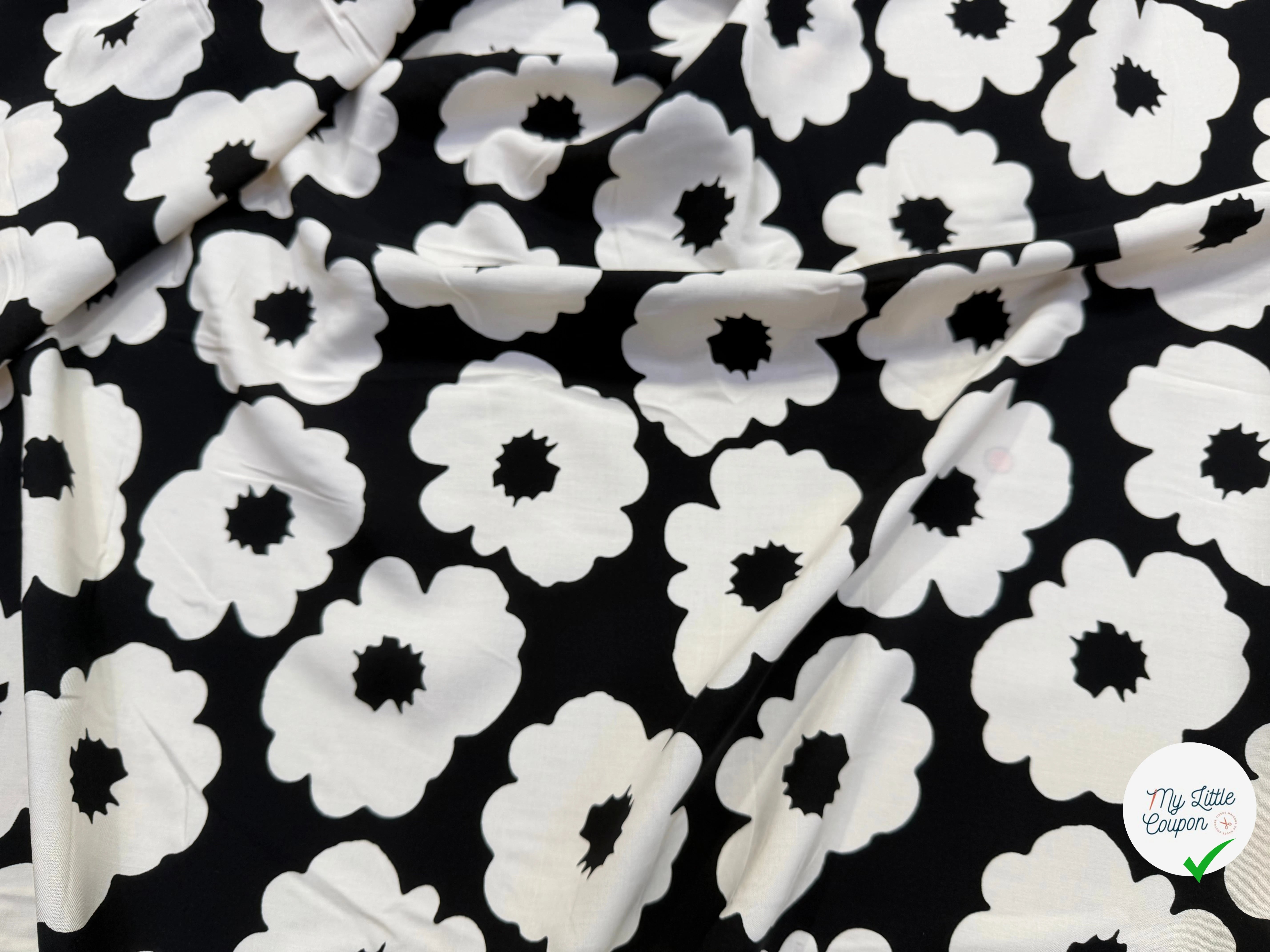 POPELINE DE VISCOSE 100%CV FLEURS IMPRIMÉ NOIR - My Little Coupon