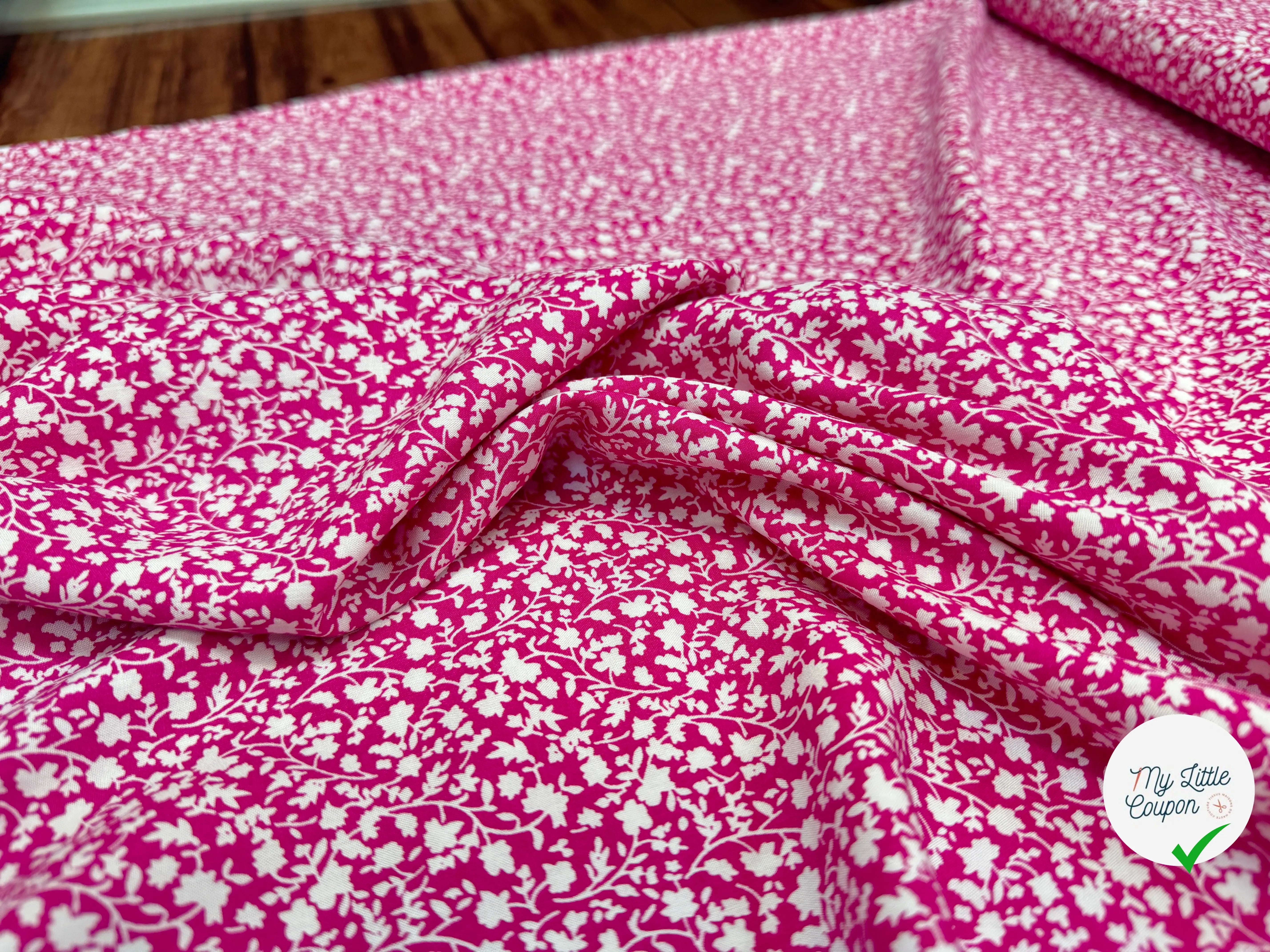 POPELINE DE VISCOSE TISSU IMPRIMÉ FLEURS FUCHSIA - My Little Coupon