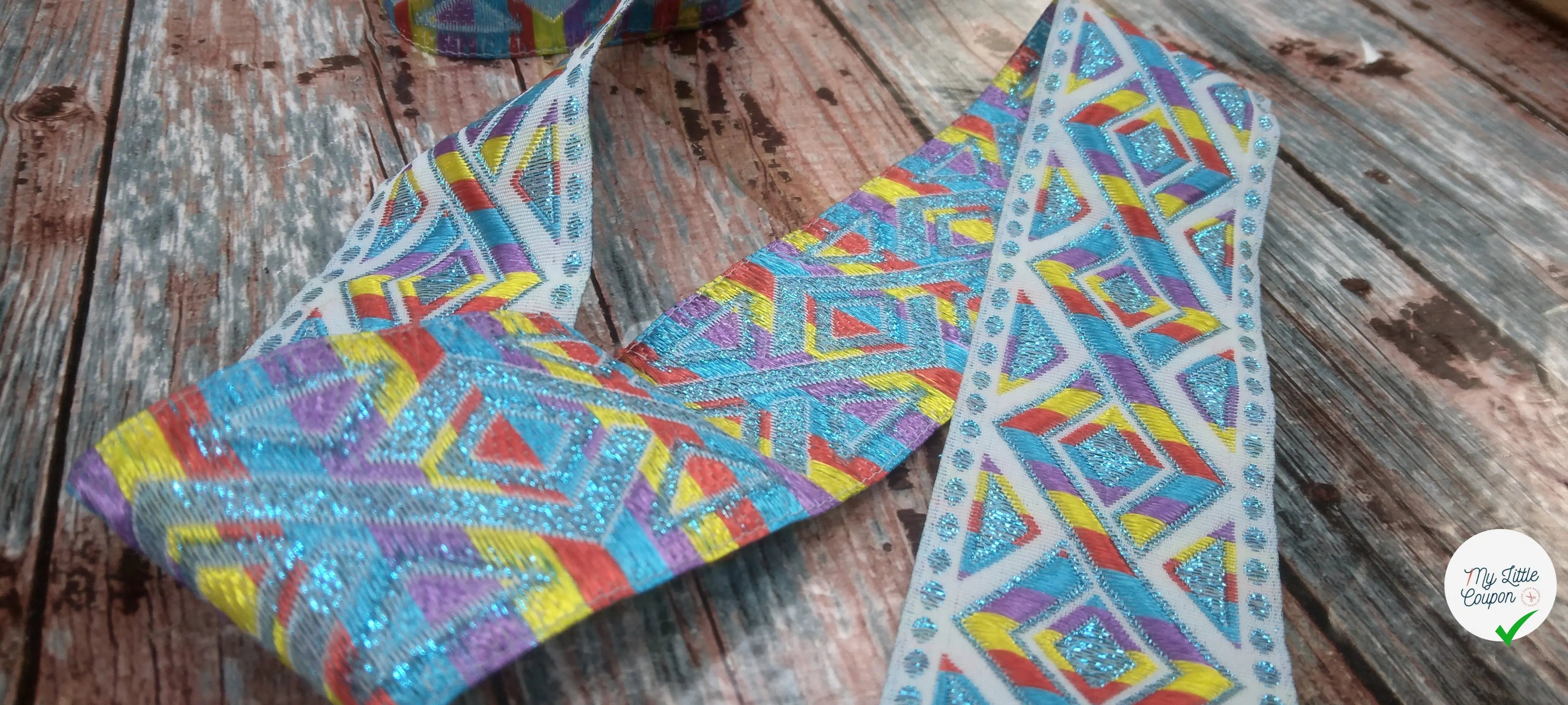 RUBAN MOTIF GEOMÉTRIQUE MULTICOLOR CLAIRE - My Little Coupon