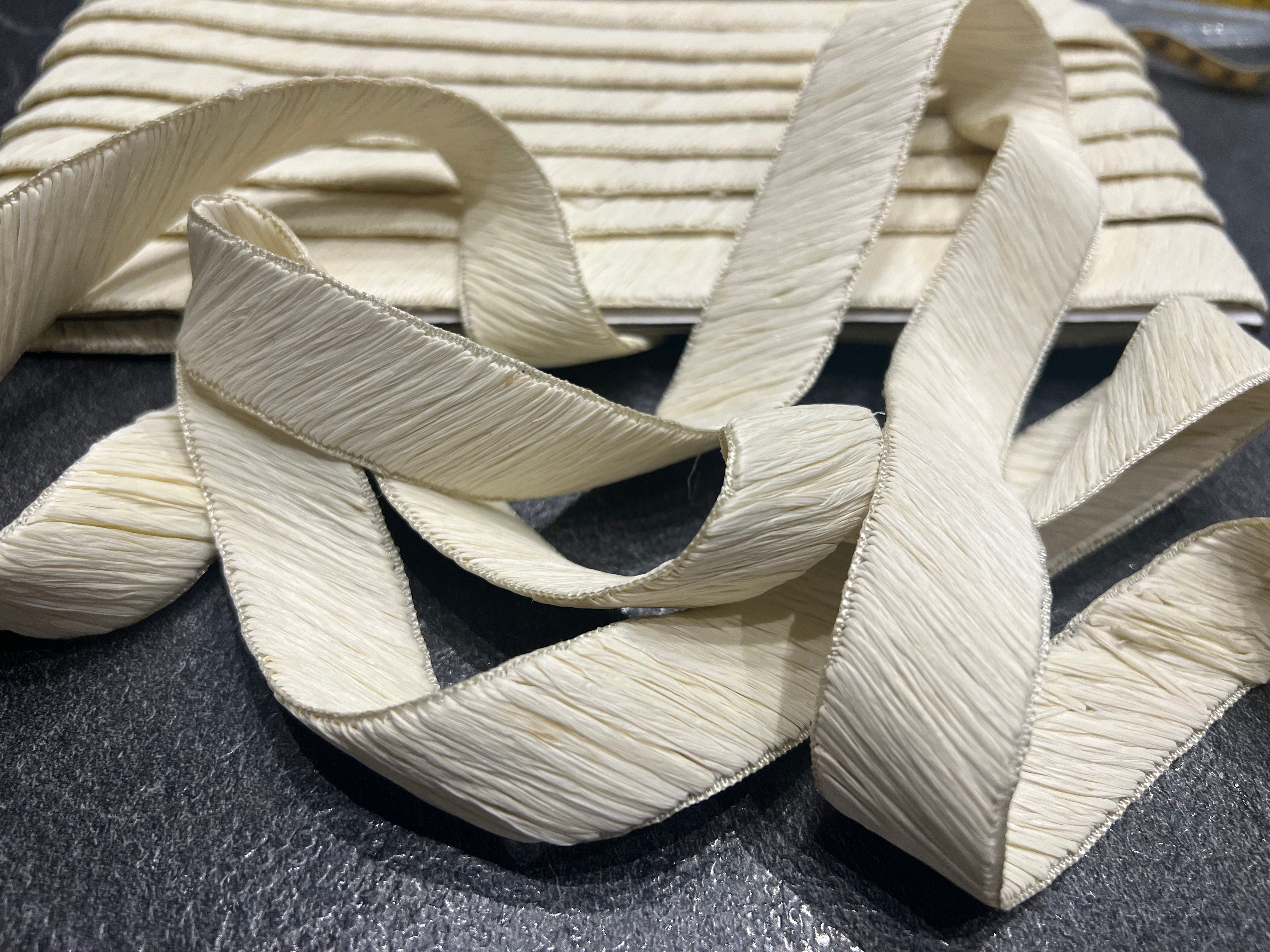 RUBAN RAFIA BLANC CASSÉ 23mm - My Little Coupon