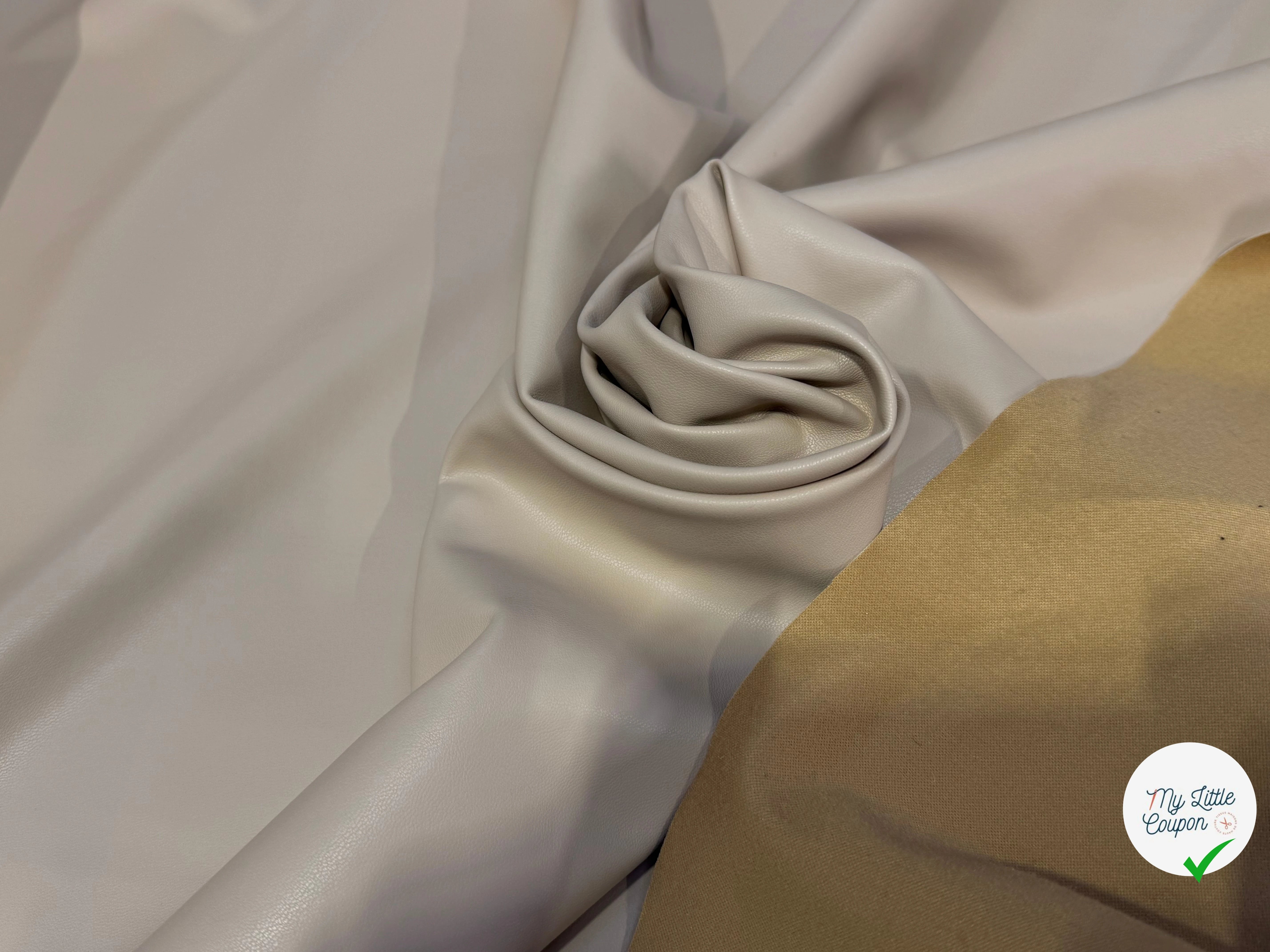 SATIN CUIR STRETCH CAFÉ AU LAIT QUALITÉ COUTURE - My Little Coupon