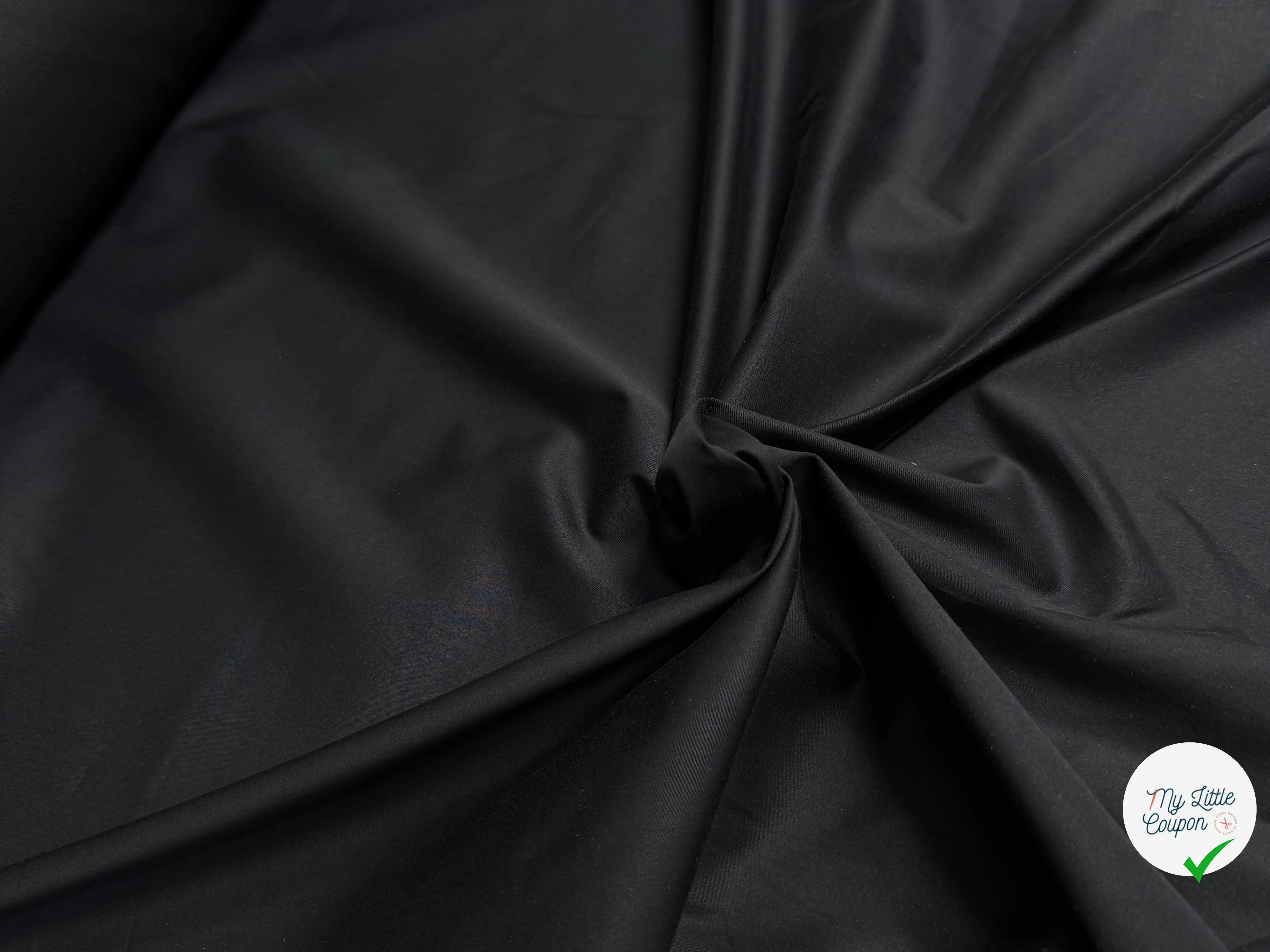 SATIN DE COTON BELLE TENUE NOIR LÉGÈREMENT STRETCH - My Little Coupon