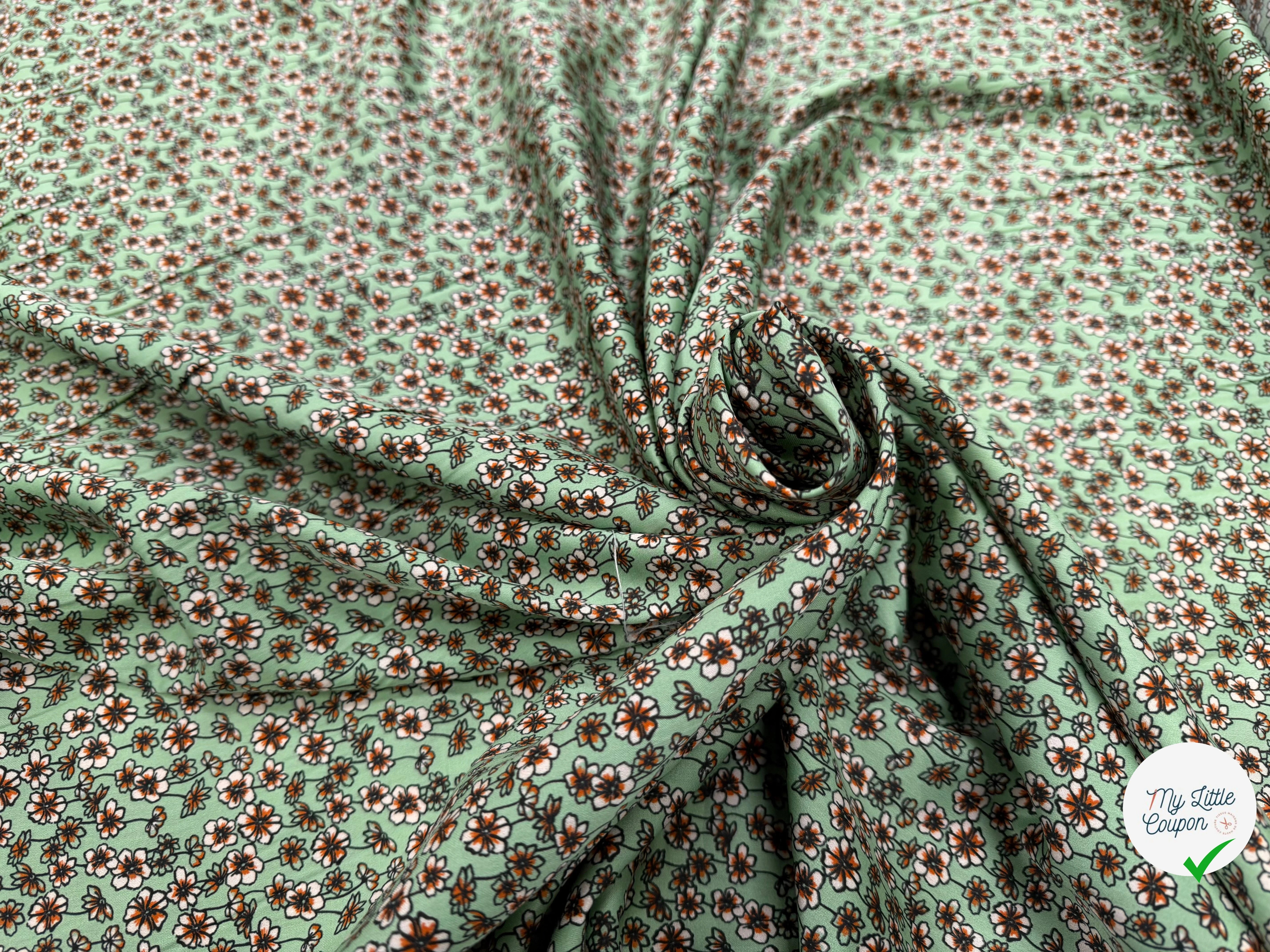 SATIN DE COTON FLEURS FOND VERT PREMIUM COMO - My Little Coupon