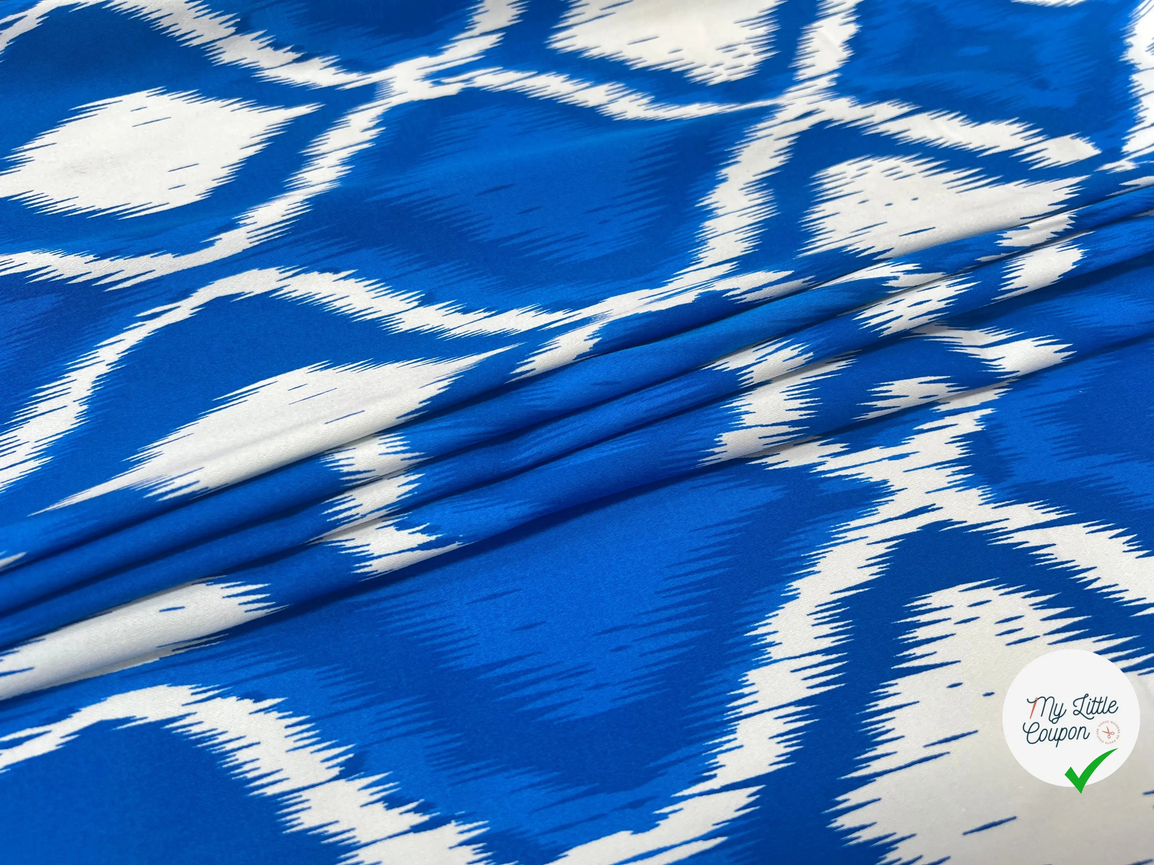 SATIN DE COTON TISSU IMPRIMÉ ABSTRAIT COBALT - My Little Coupon