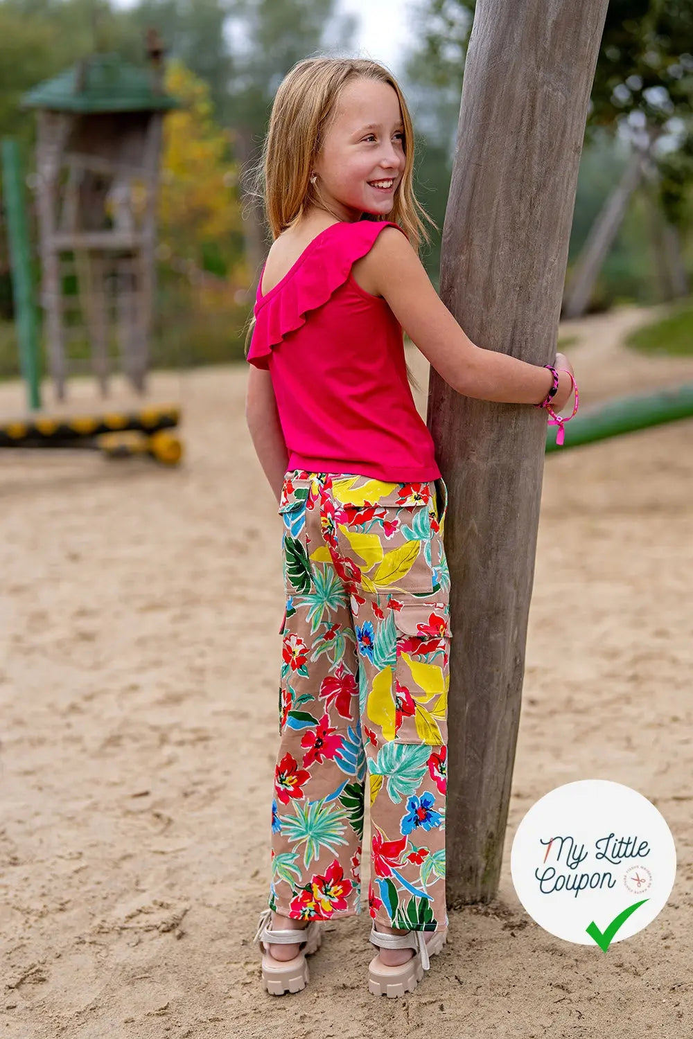 SATIN DE COTON TISSU IMPRIMÉ FLEURS CAMEL - My Little Coupon