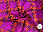 SATIN DE COTON TISSU IMPRIMÉ PIED-DE-POULE FUCHSIA - My Little Coupon