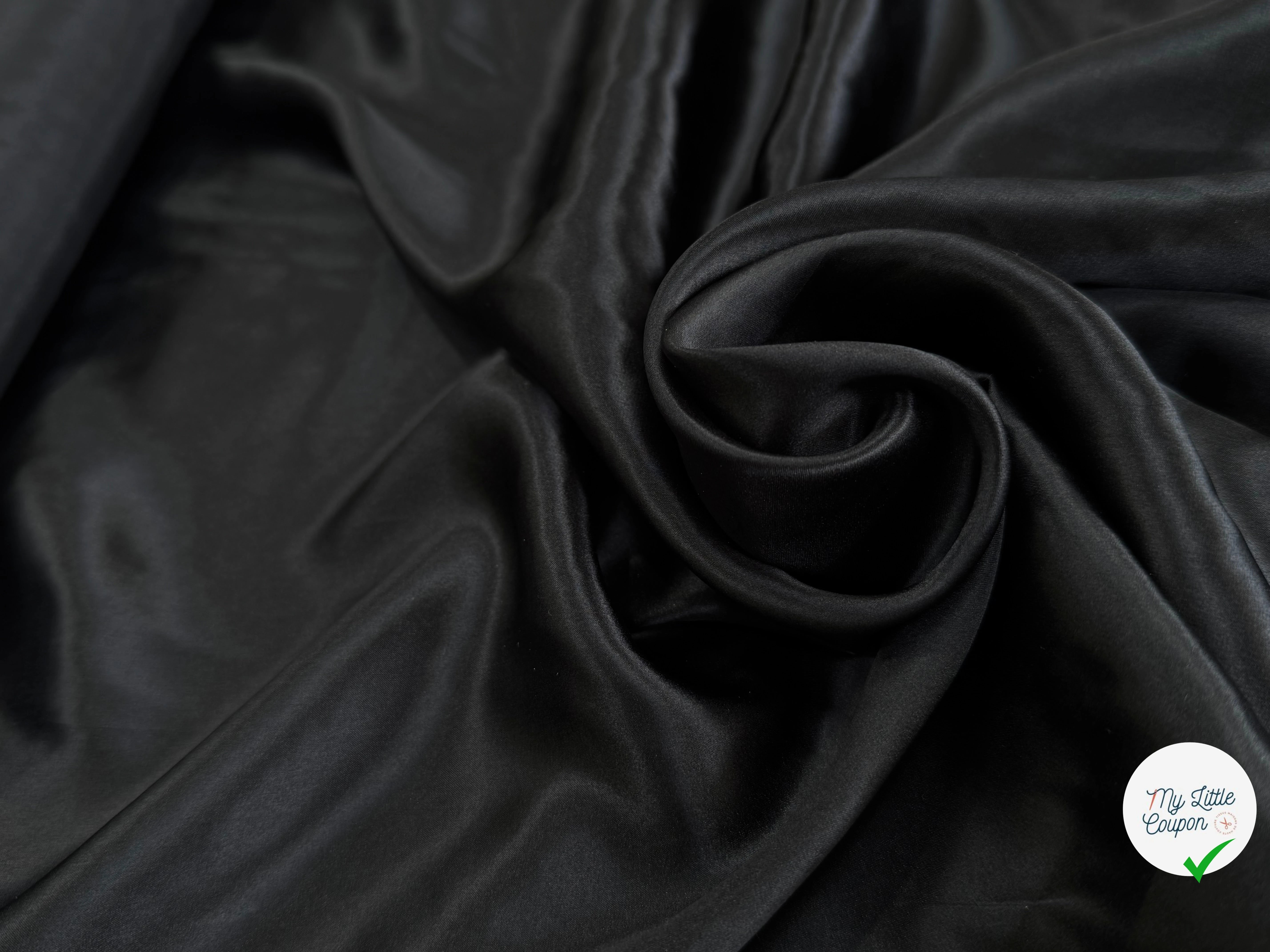 SATIN DE SOIE FLUIDE 110 DE LAIZE NOIR - My Little Coupon