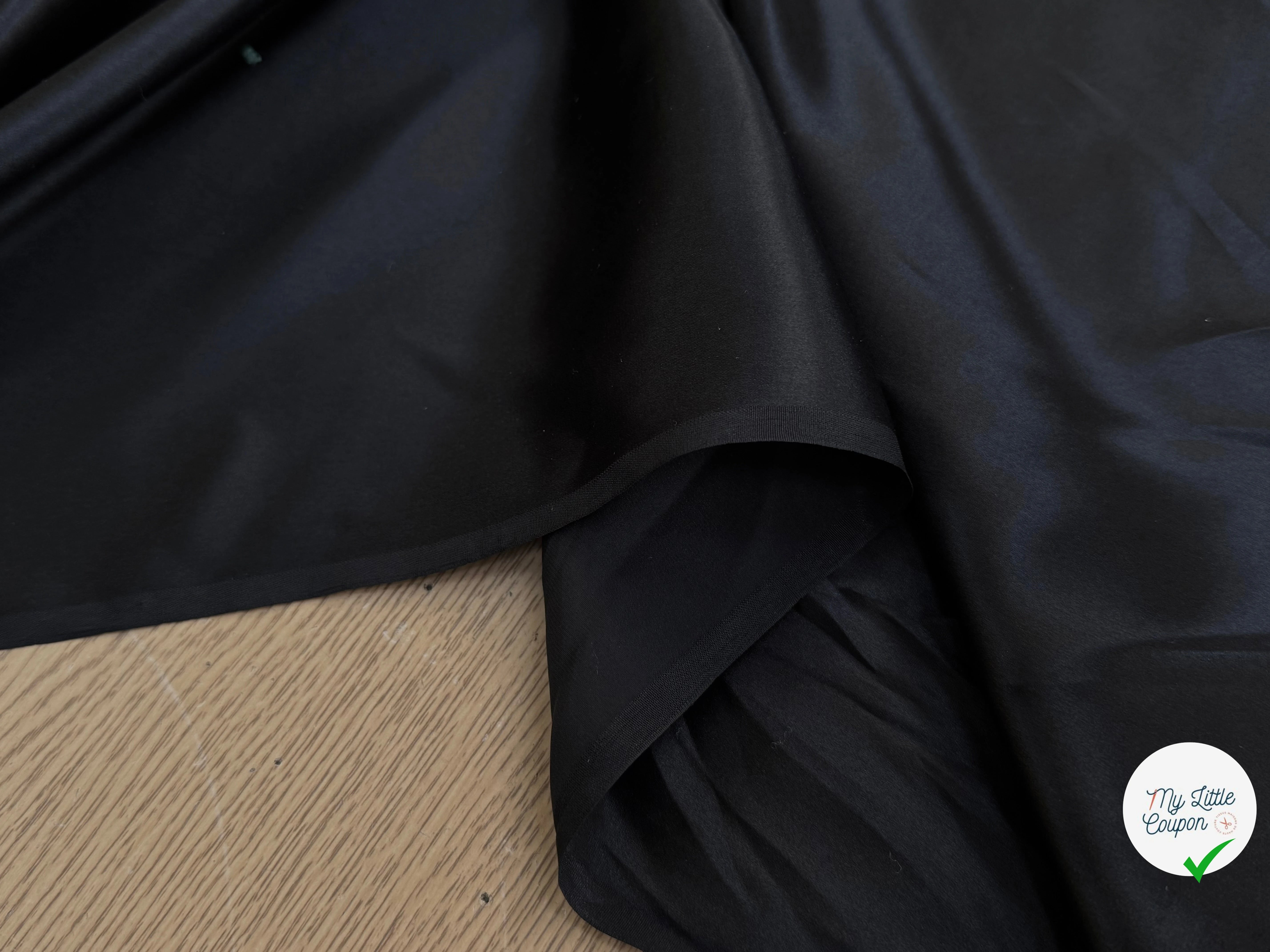 SATIN DE SOIE FLUIDE NOIR 110CM - My Little Coupon