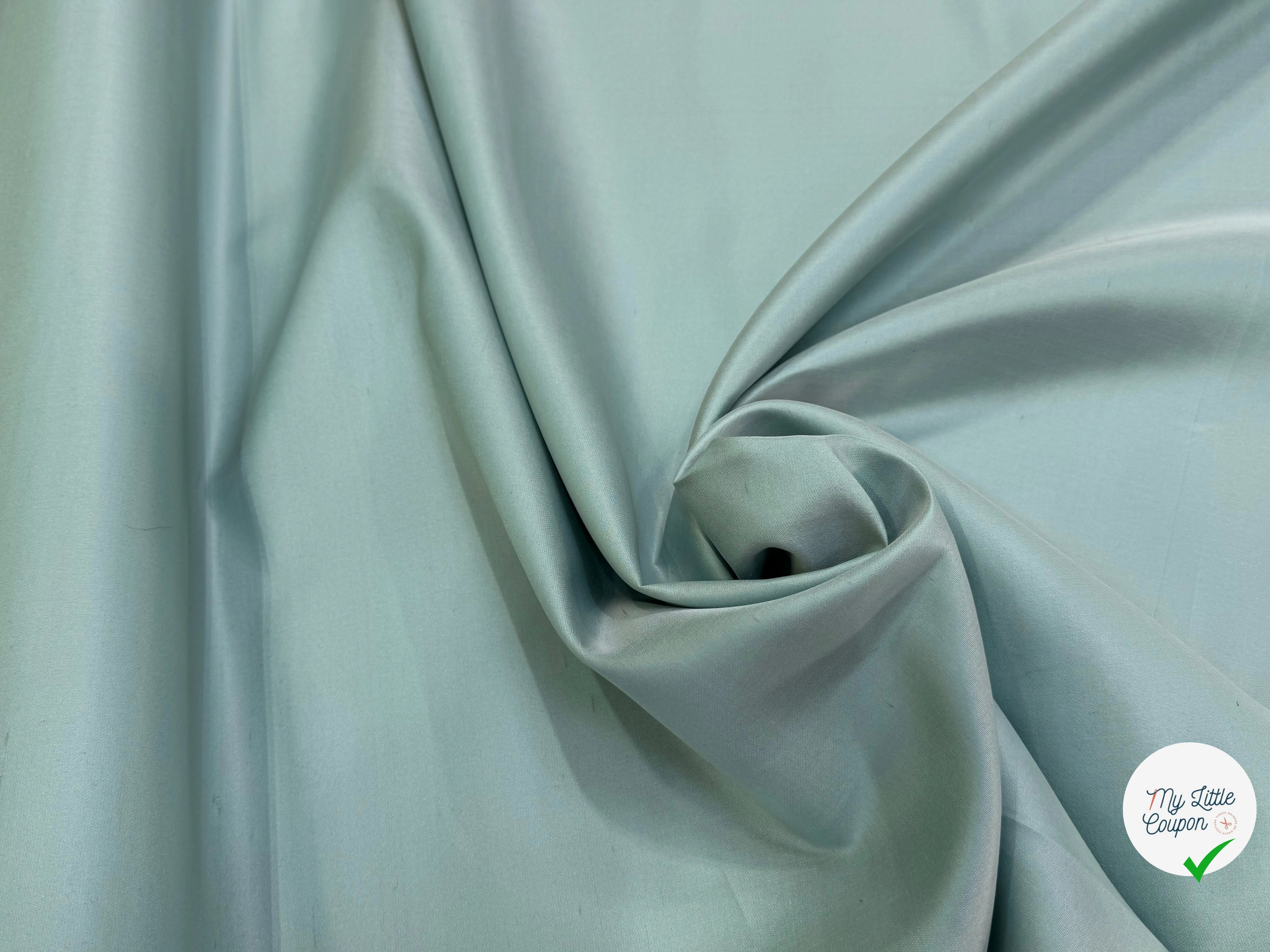 SATIN DE SOIE TYPE DUCHESSE TEXTURÉ BELLE TENUE VERT D'EAU - My Little Coupon
