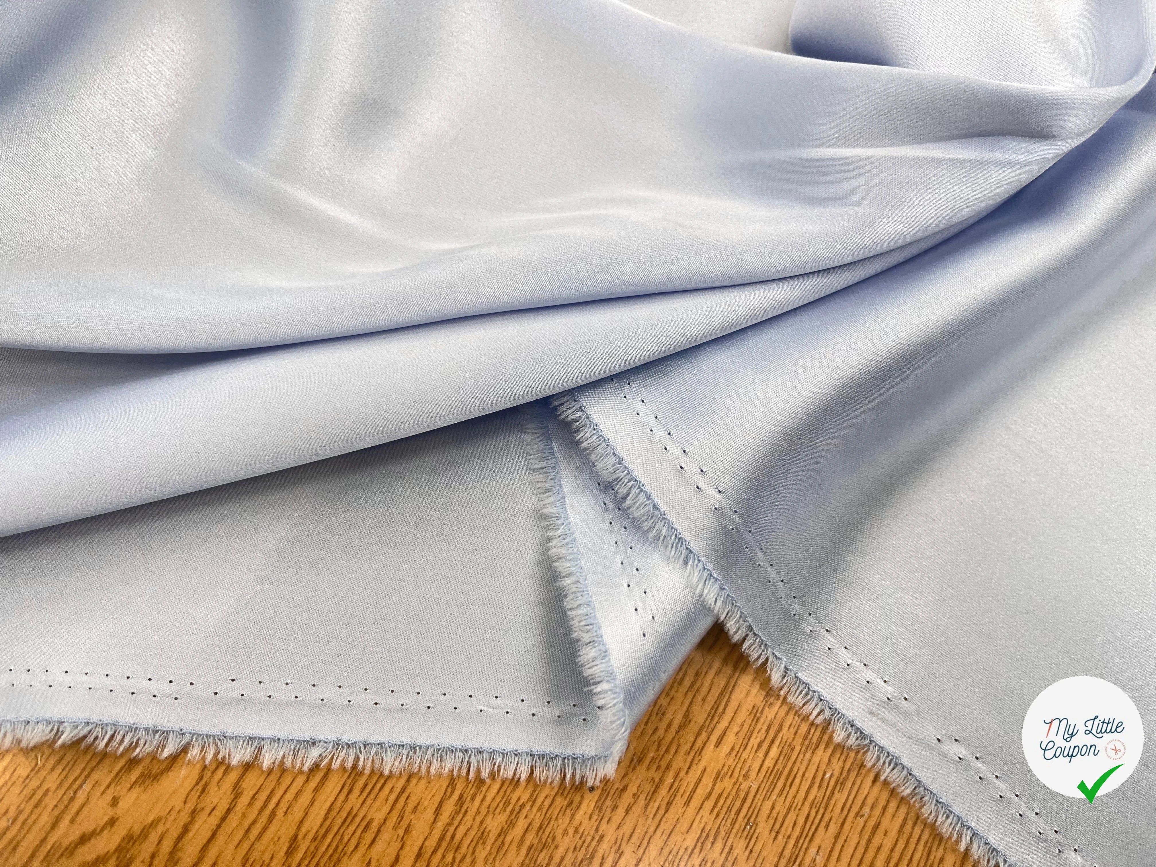 SATIN FROID ET FLUIDE POLYESTER 135CM ETHER - My Little Coupon