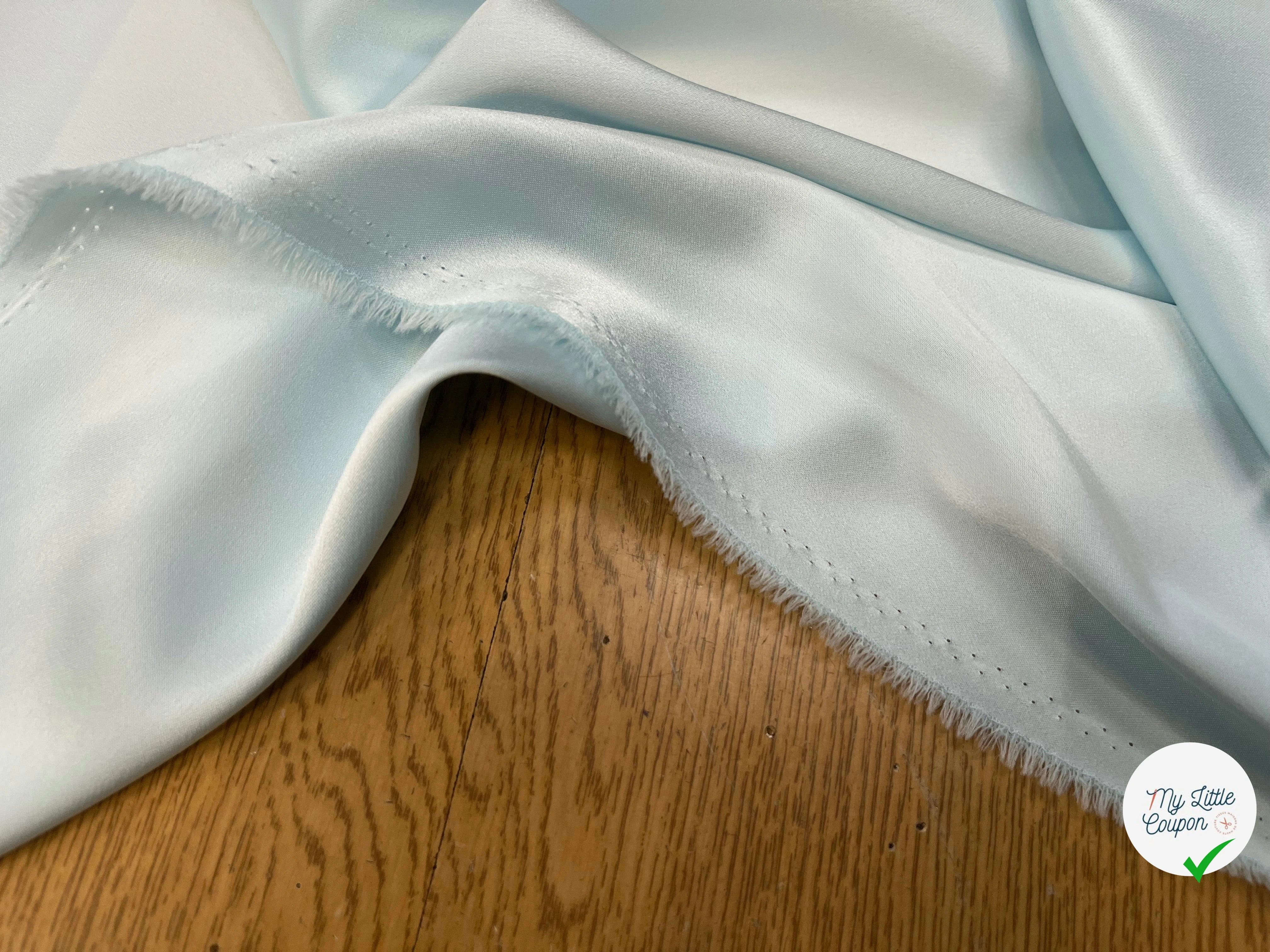 SATIN FROIDE ET FLUIDE 135CM ICEBERG - My Little Coupon