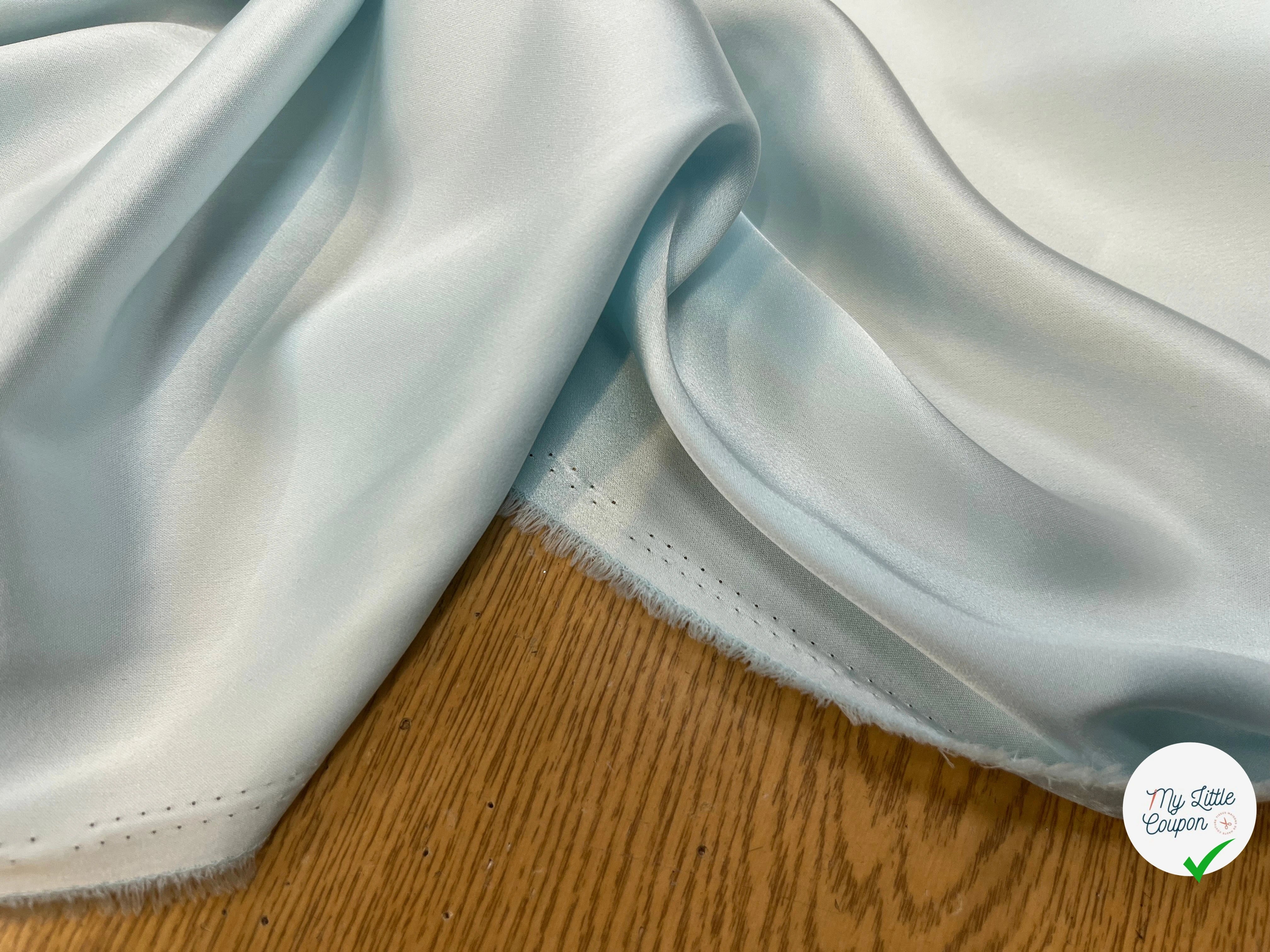 SATIN FROIDE ET FLUIDE 135CM ICEBERG - My Little Coupon