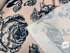 SATIN IMPRIMÉ MOTIF ABSTRAIT FOND ROSE POLYESTER 150CM - My Little Coupon