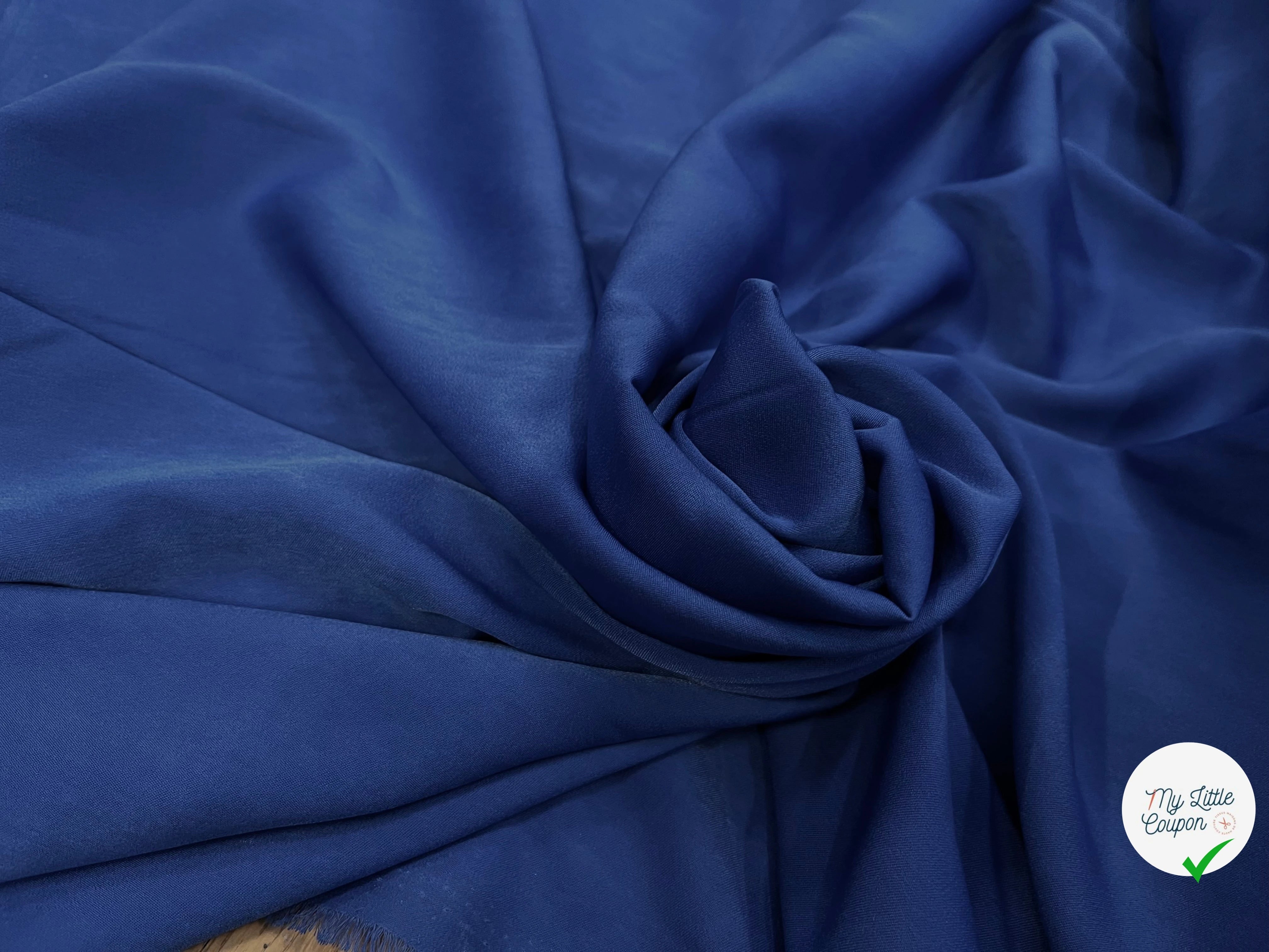 SATIN PEAU DE PÊCHE FLUIDE BLEU ROYAL - My Little Coupon