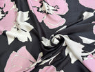 SATIN VISCOSE FLUIDE ET DOUCE FOND NOIR CHIC GROSSES FLEURS - My Little Coupon