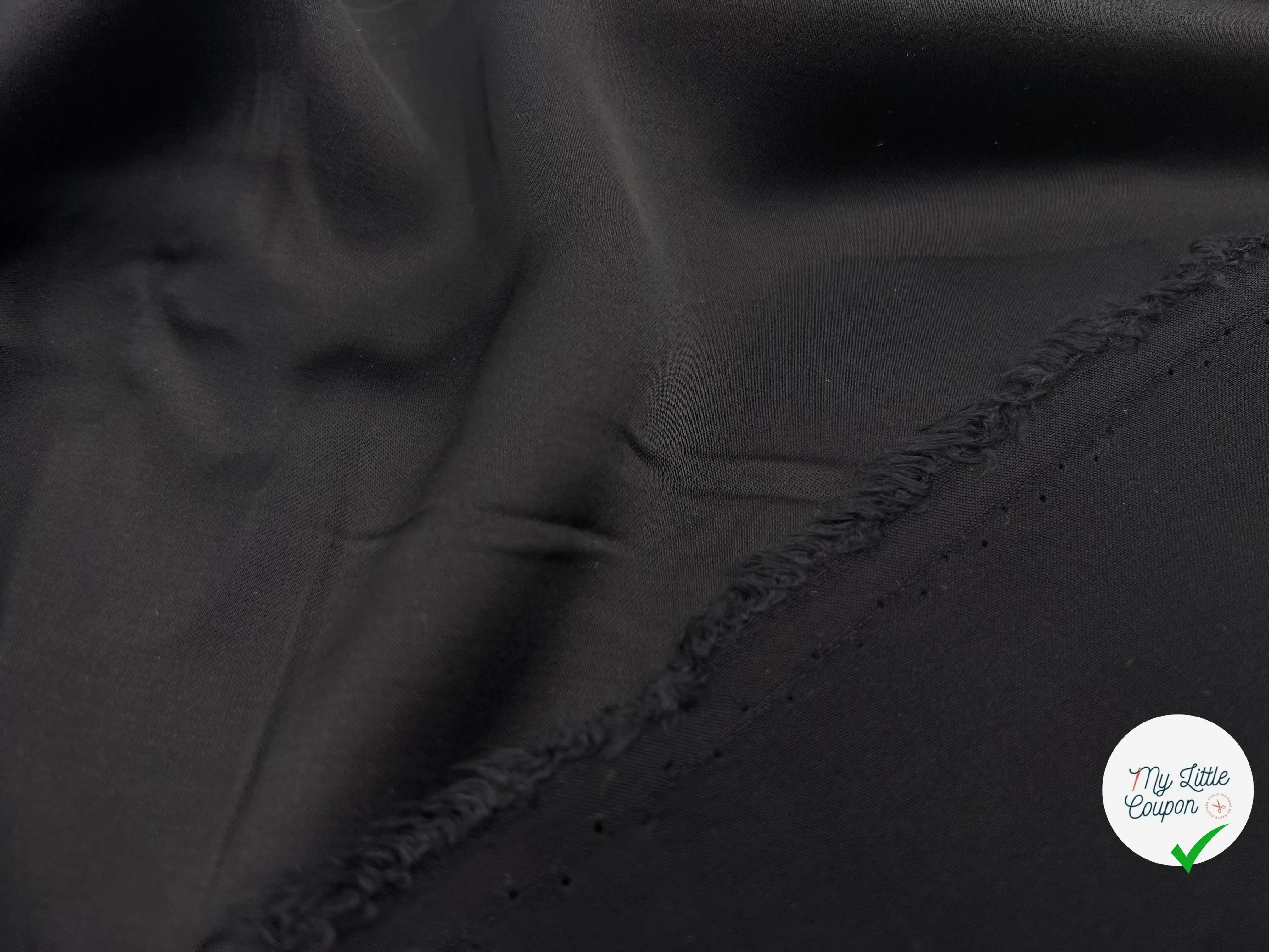 SATIN VISCOSE NOIRE - coupon de tissu de 3 mètres - My Little Coupon - tissu - coudre