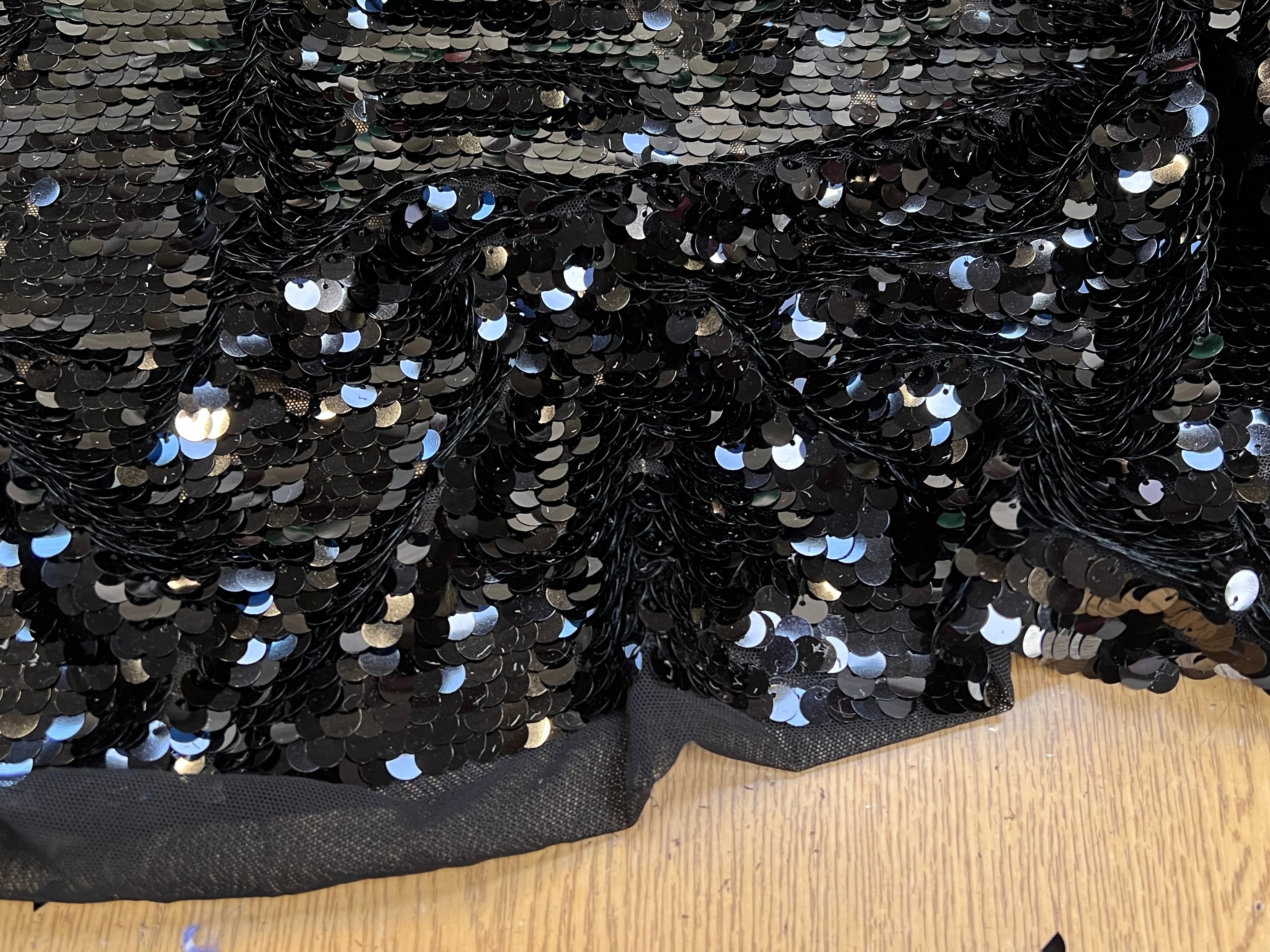 SEQUIN PAILLETTE SUR RÉSILLE NOIR - My Little Coupon