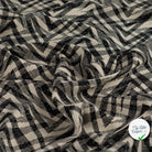 Sergé de viscose EcoVero zigzag sable - mise en situation