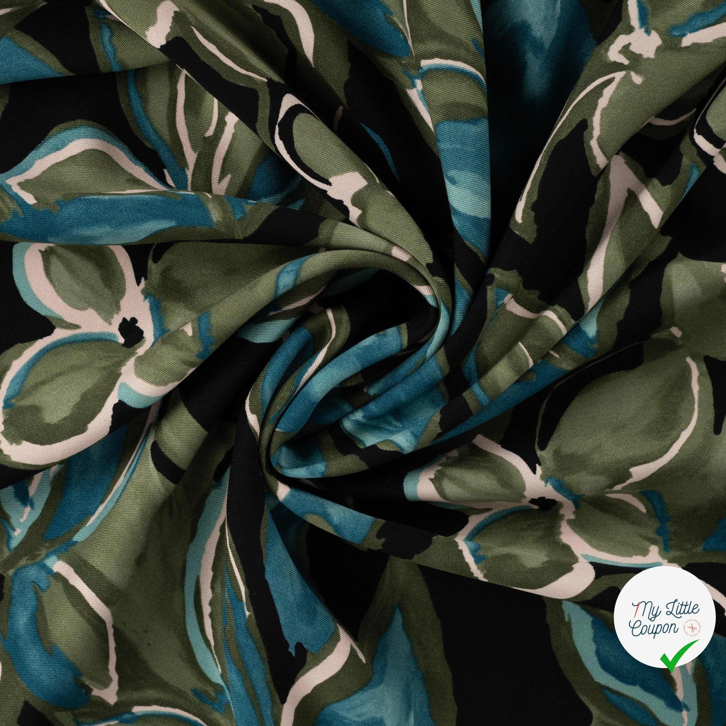 Sergé de viscose imprimé feuilles turquoise - drapé