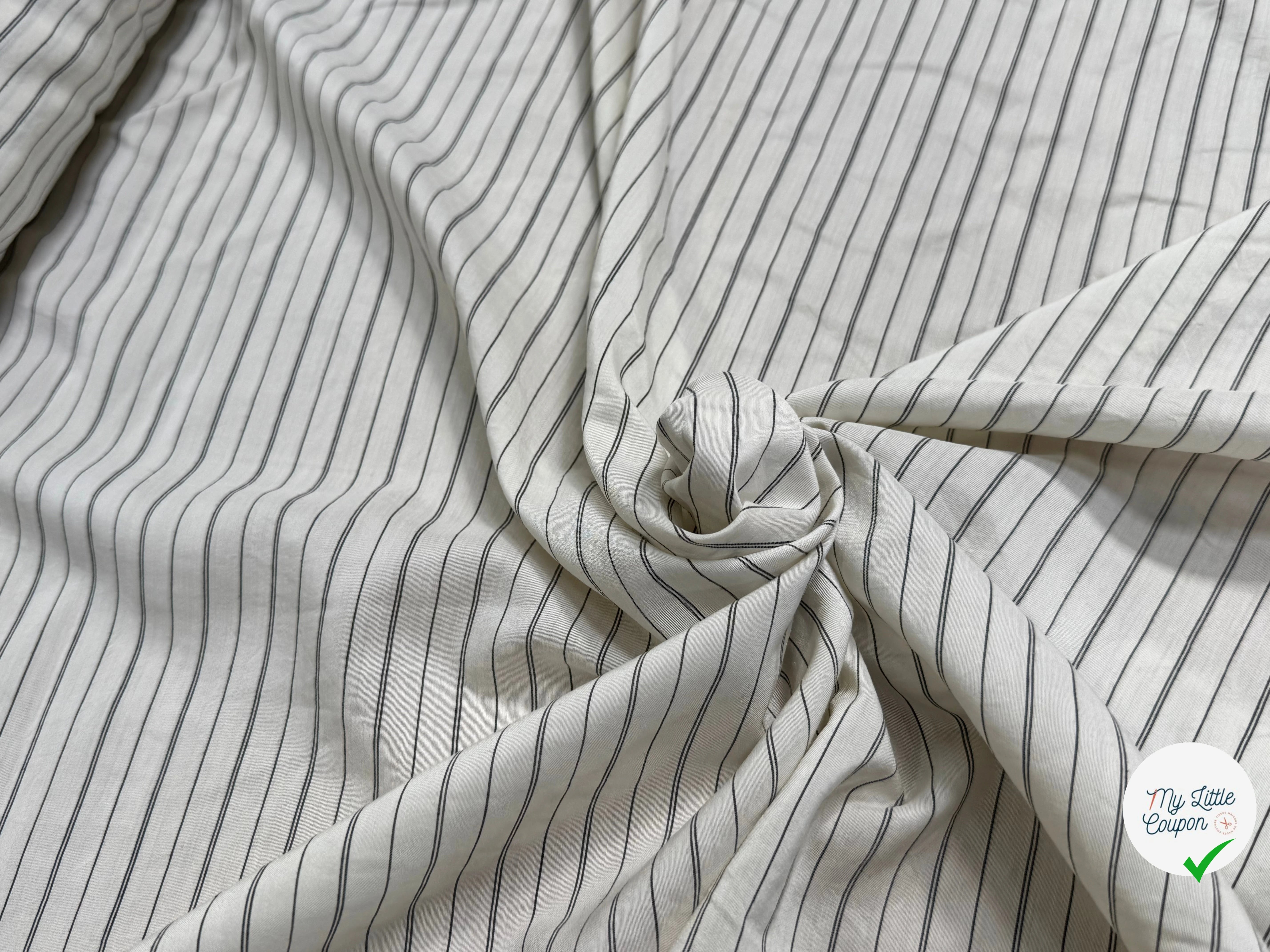 SOIE FLUIDE RAYURES NOIRES SUR FOND ÉCRU - My Little Coupon